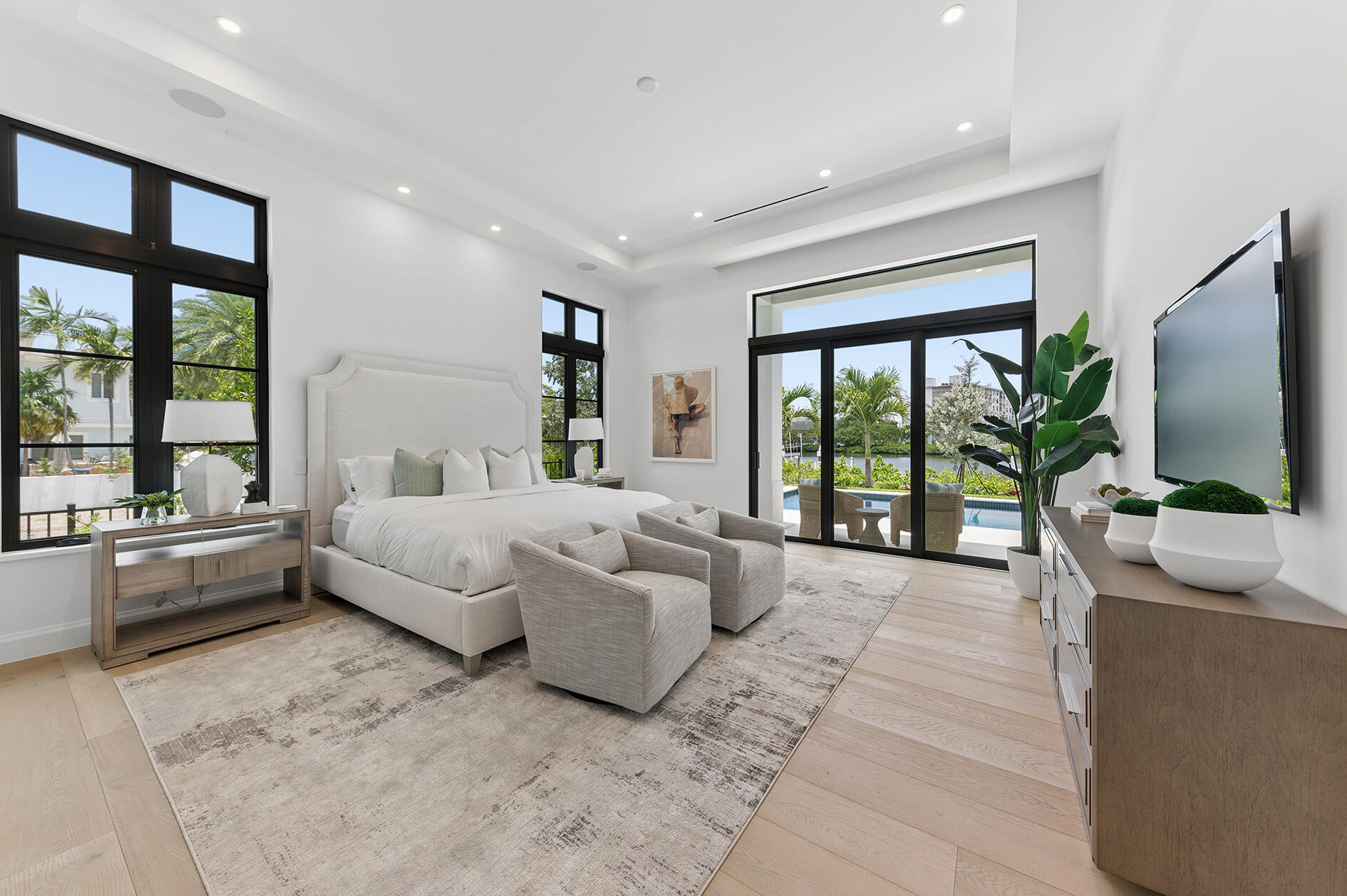 LAKE SHORES LANTANA - Residential
