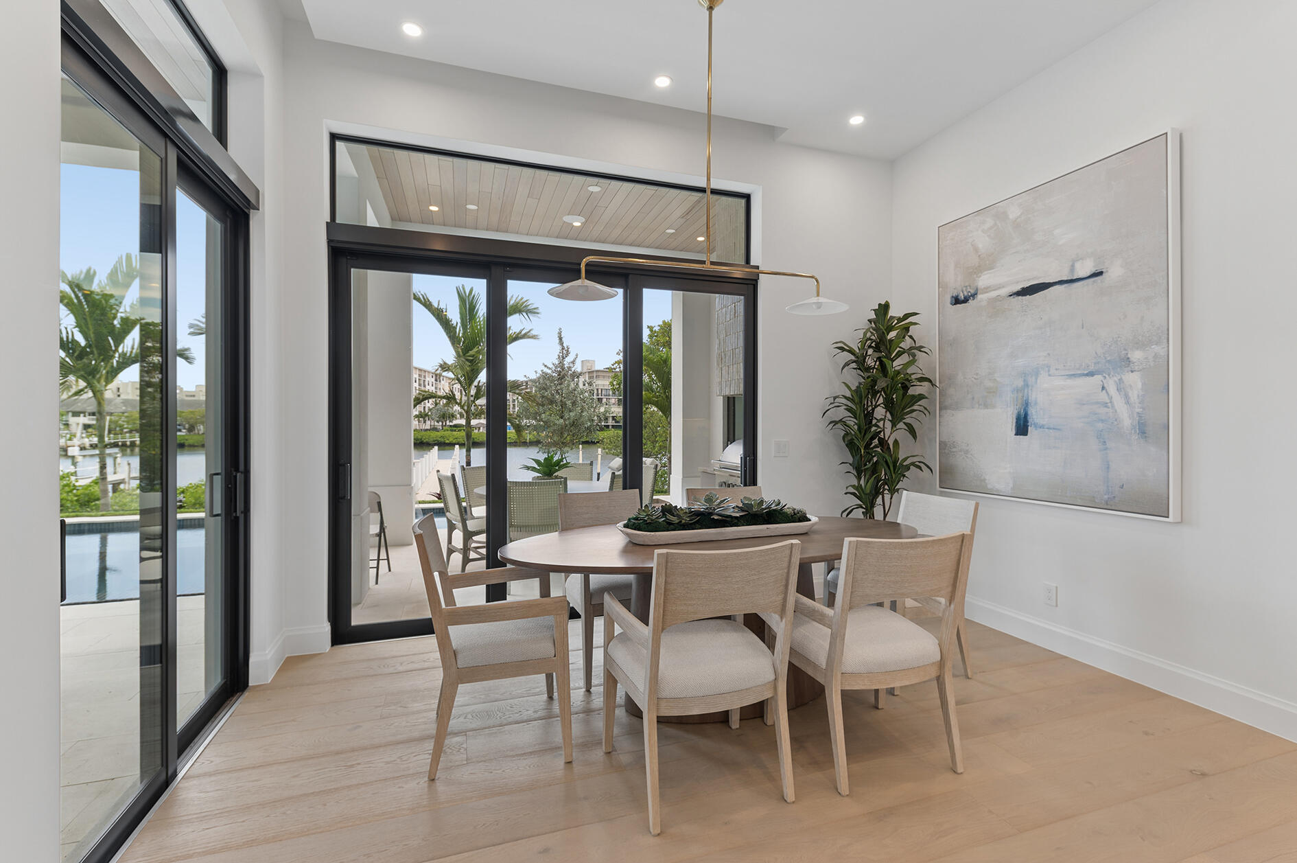 LAKE SHORES LANTANA - Residential