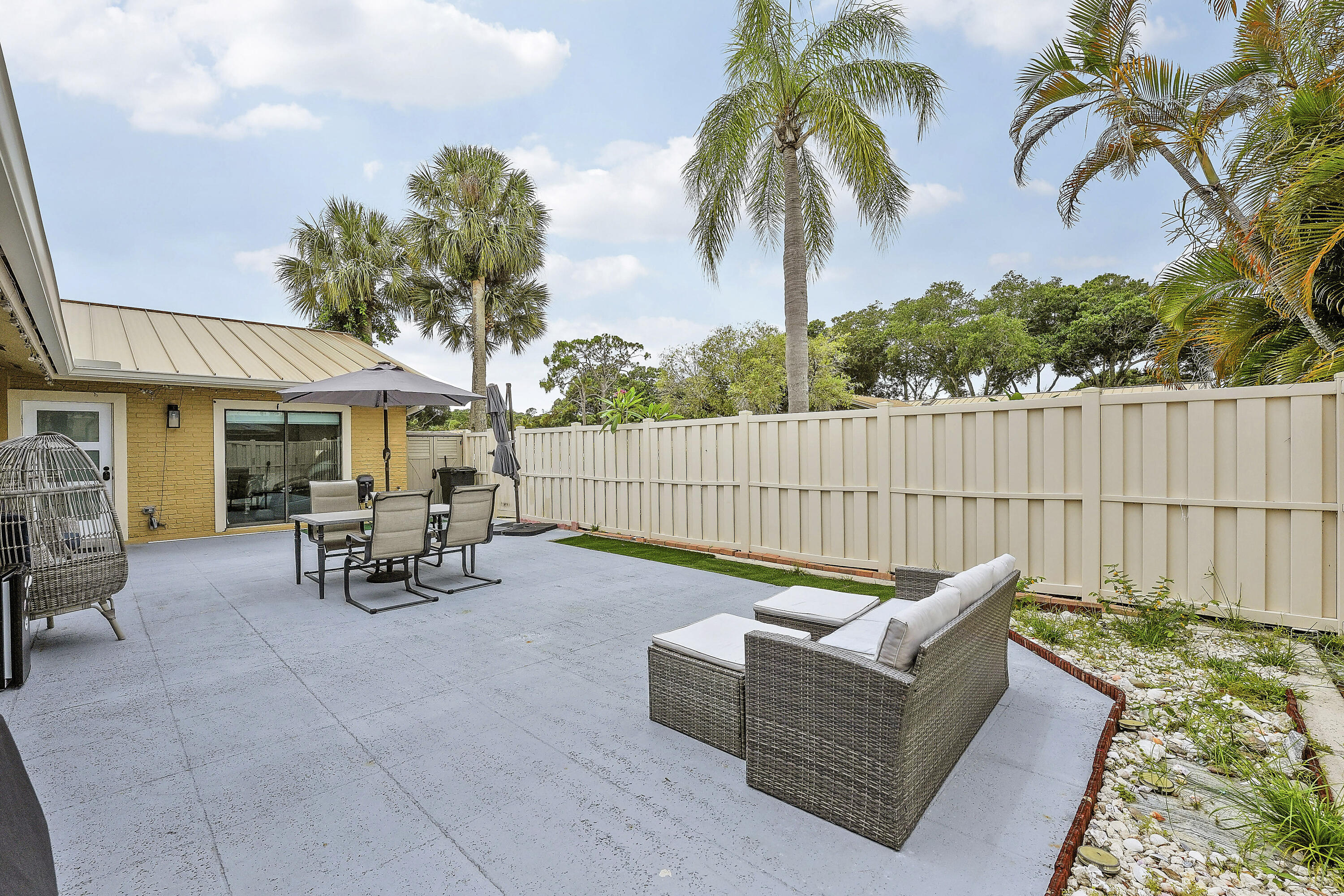 WESTWOOD GARDENS 1 - Residential Lease