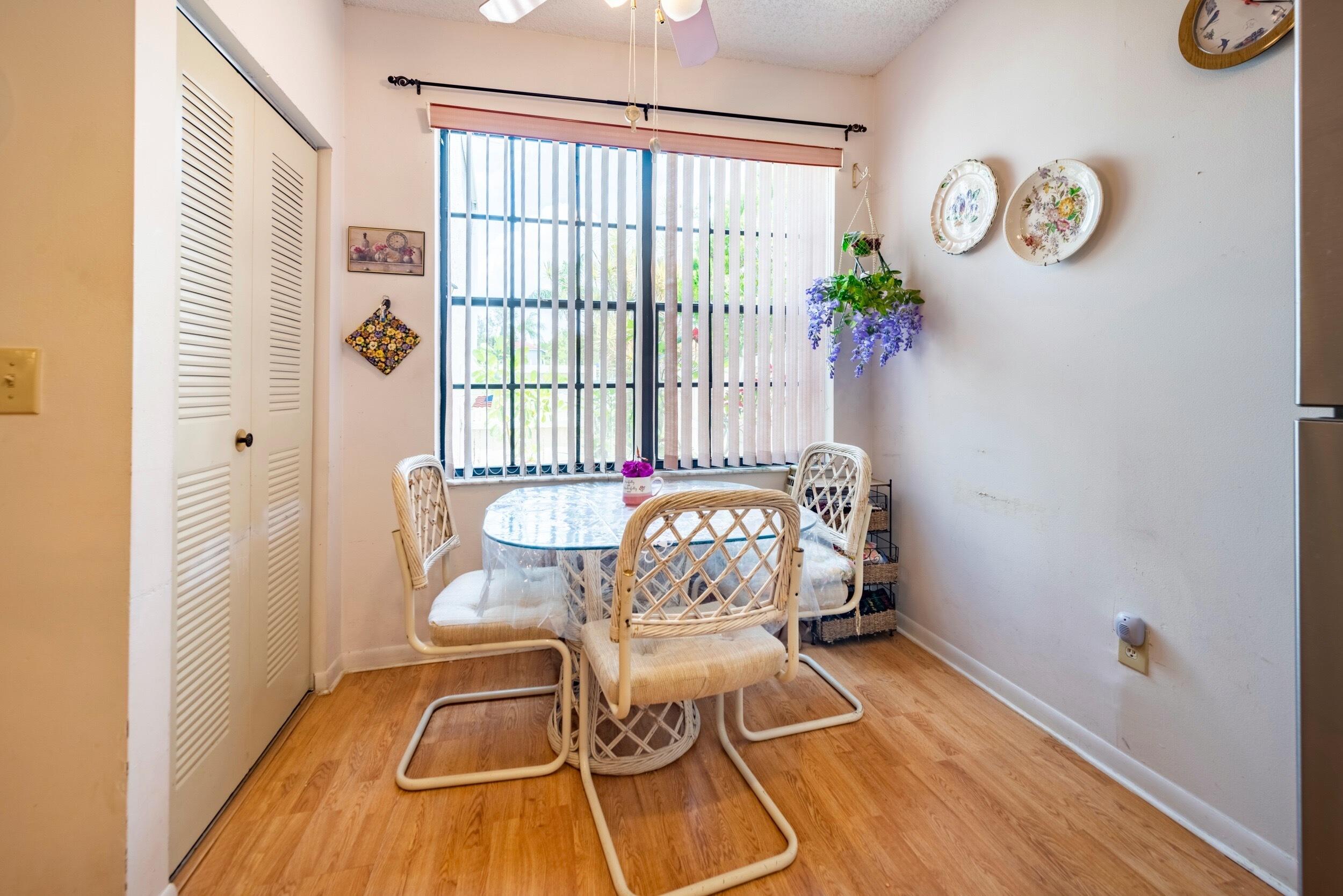 PIERPOINTE FIVE CONDO I - Residential