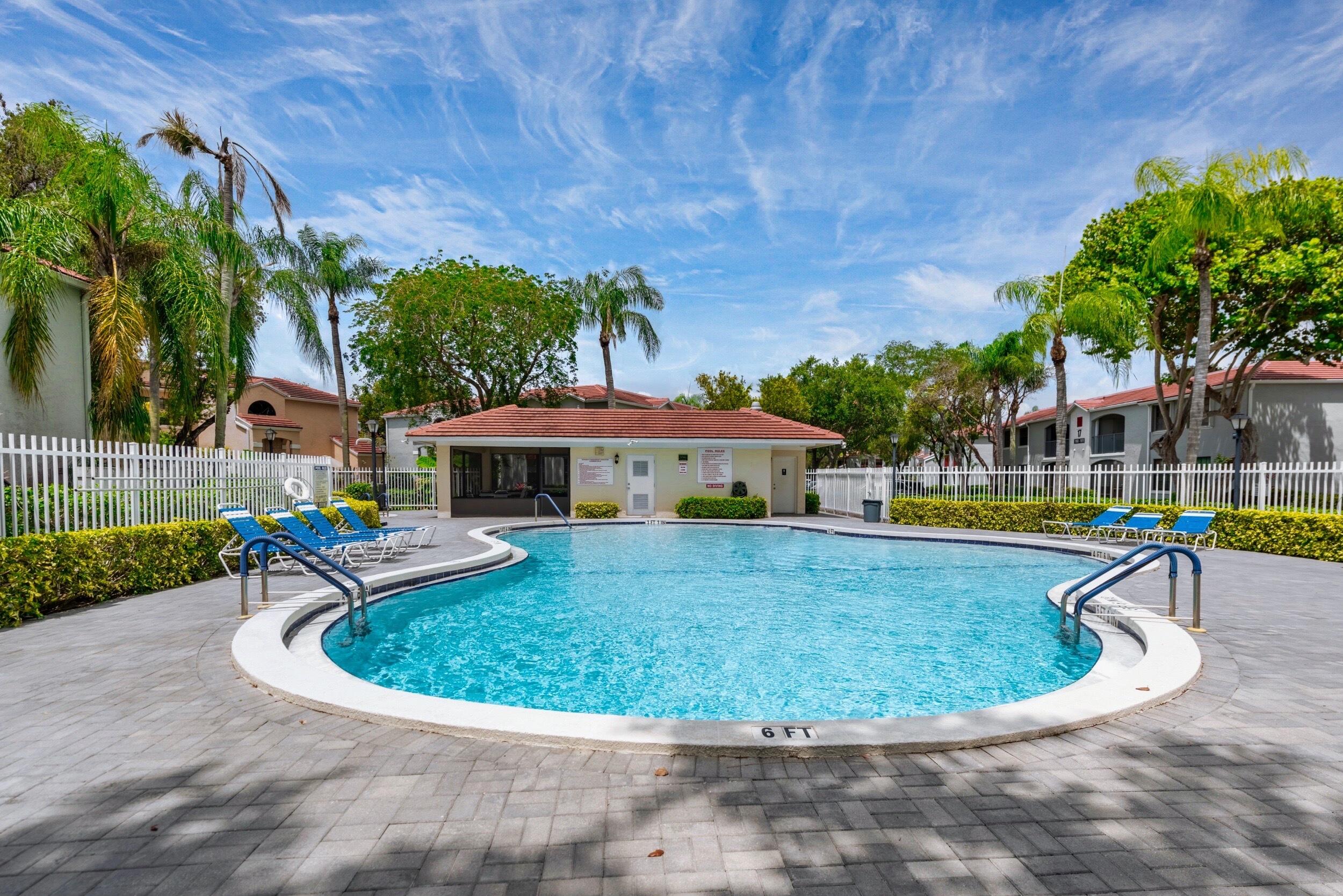 PIERPOINTE FIVE CONDO I - Residential