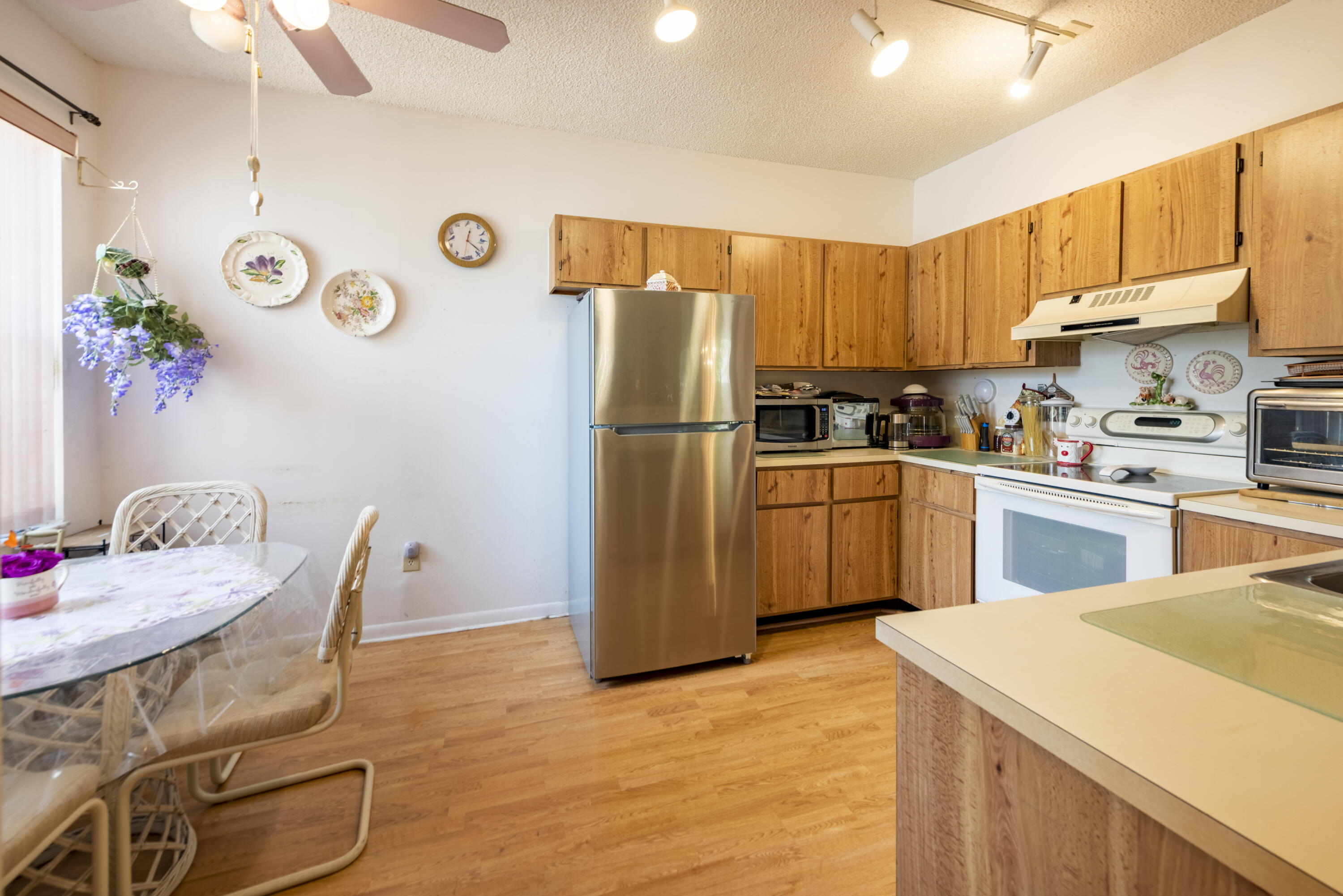 PIERPOINTE FIVE CONDO I - Residential