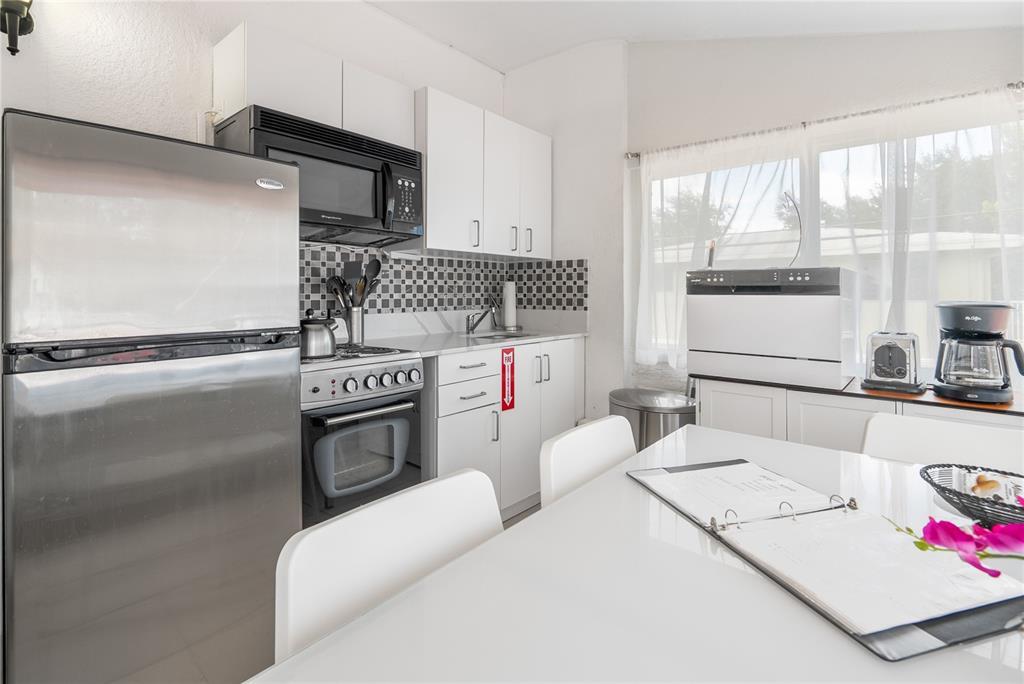 BEACH WAY HEIGHTS UNIT - Residential Lease