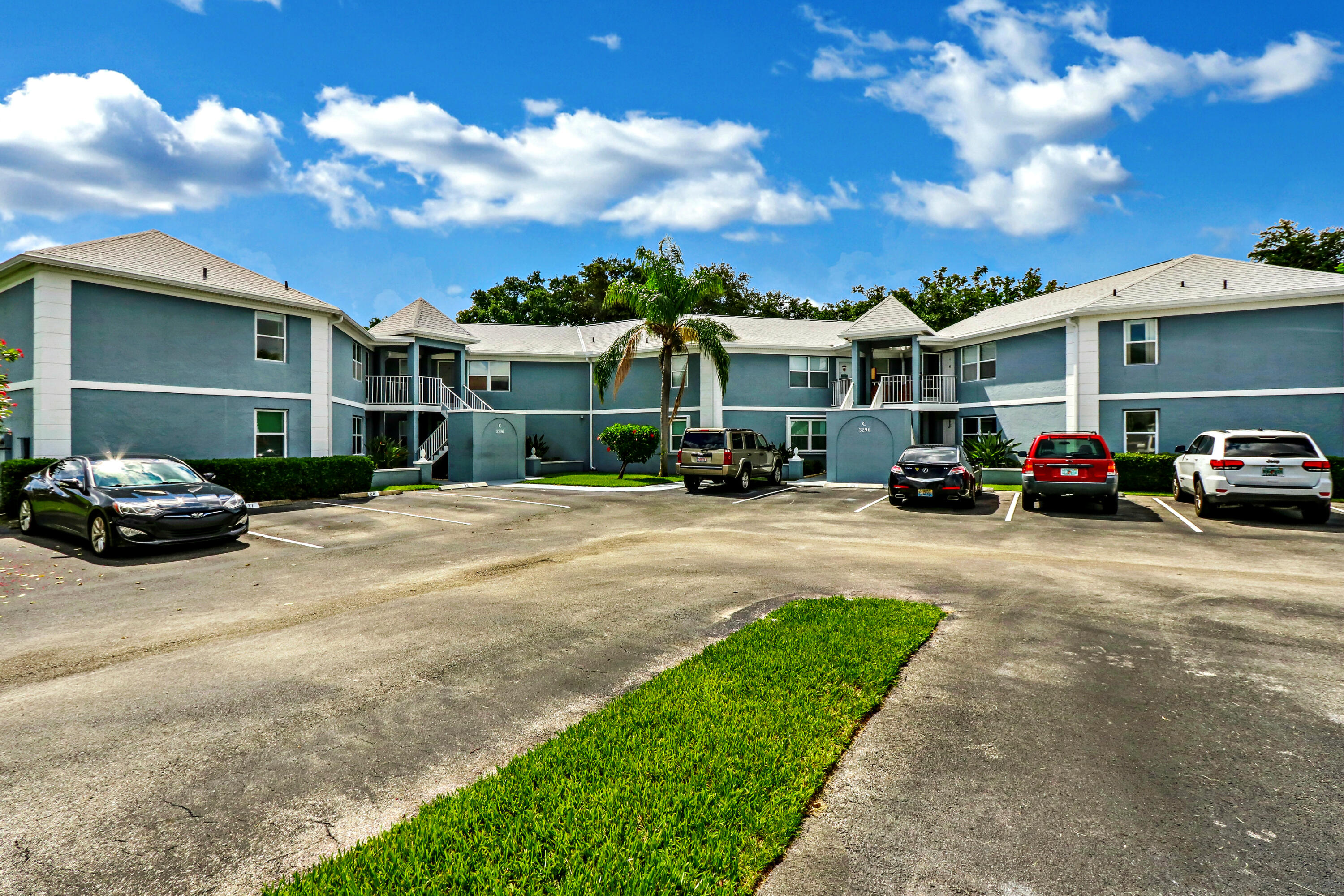 THE VILLAGE OF STUART CONDO - Residential