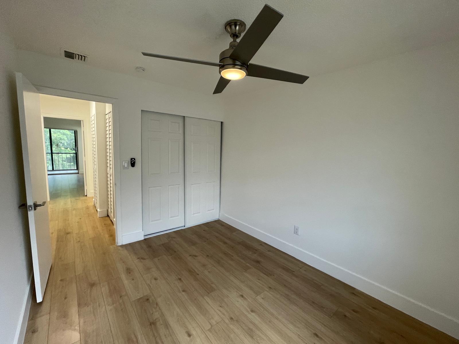 MANORS TOWNHOUSE 14-15 CONDO - Residential