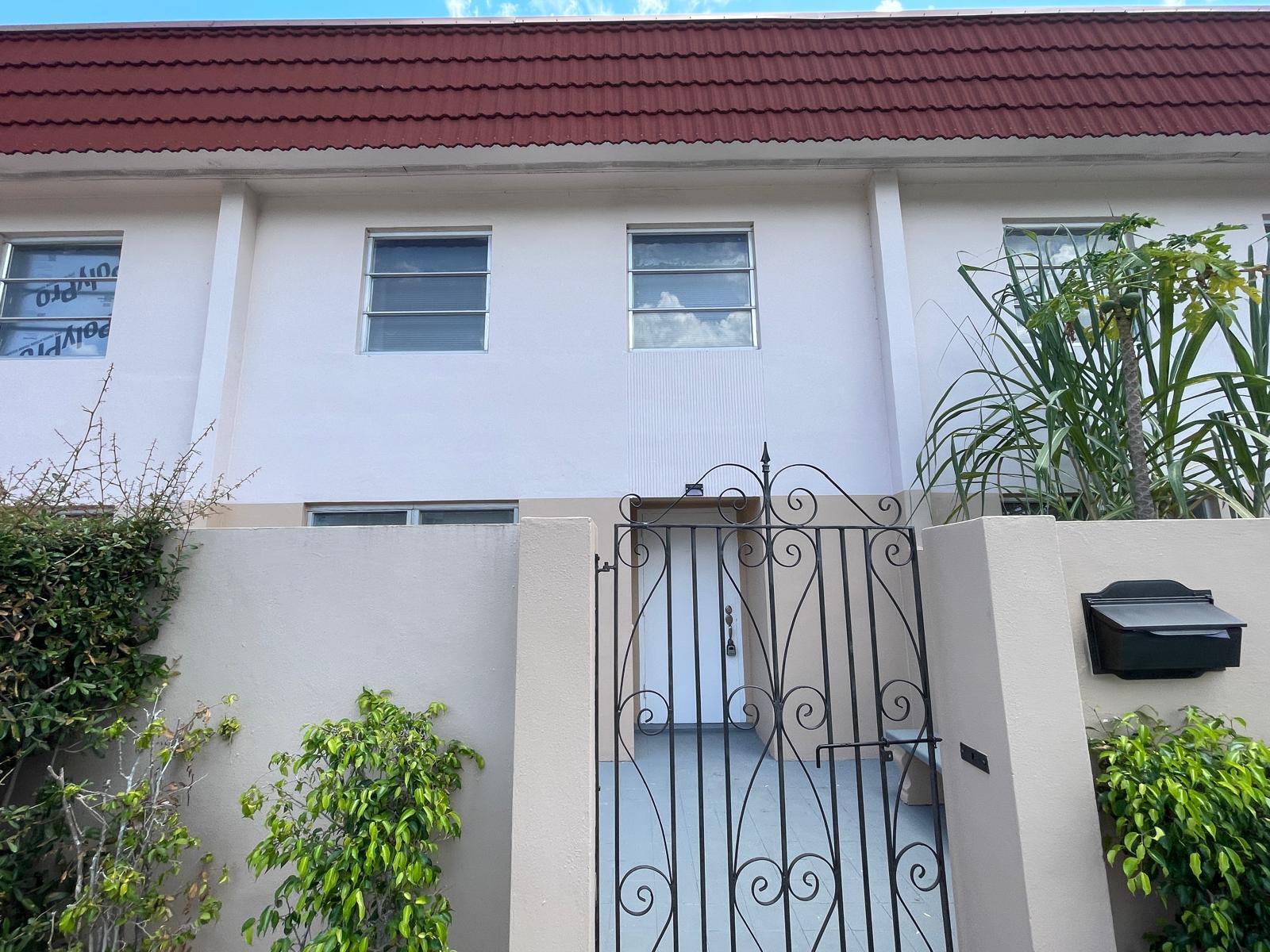 MANORS TOWNHOUSE 14-15 CONDO - Residential