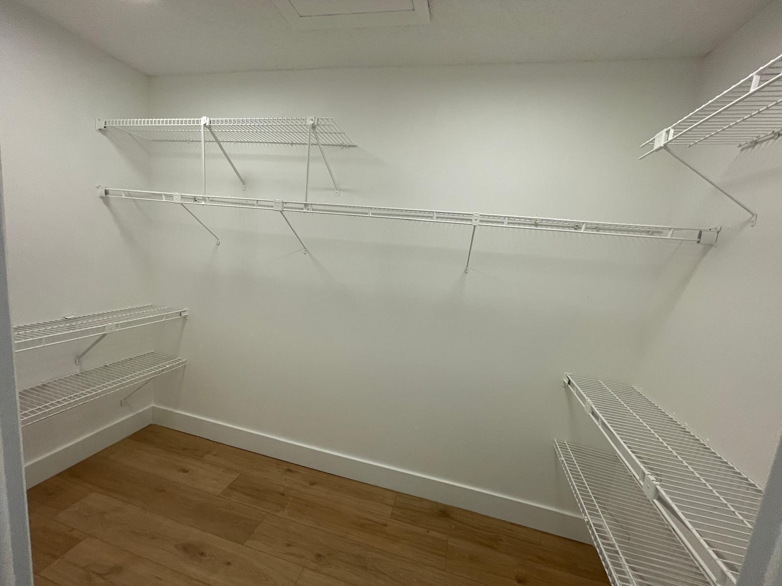 MANORS TOWNHOUSE 14-15 CONDO - Residential