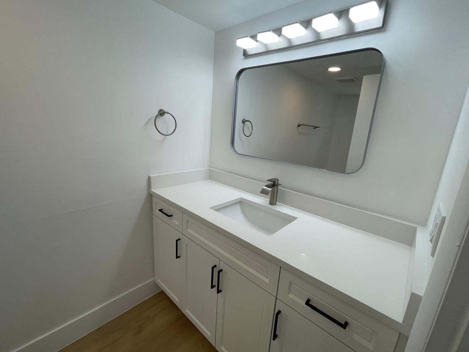 MANORS TOWNHOUSE 14-15 CONDO - Residential