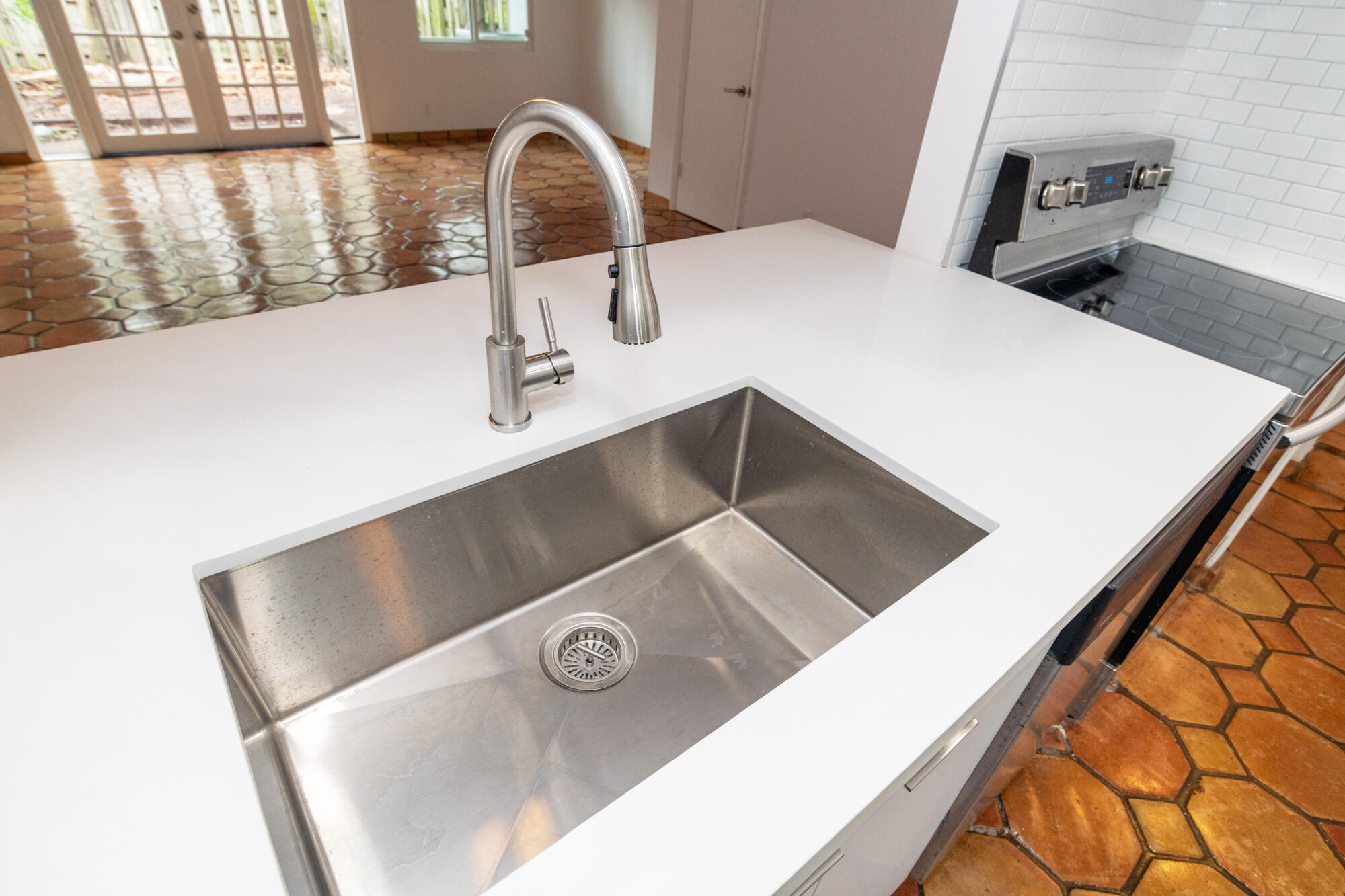 PHASE III TOWNHOME CONDO - Residential Lease