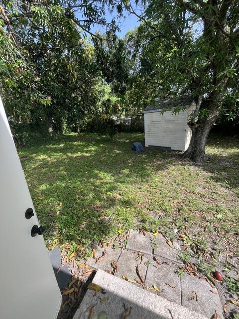 BROWARD MANOR - Residential