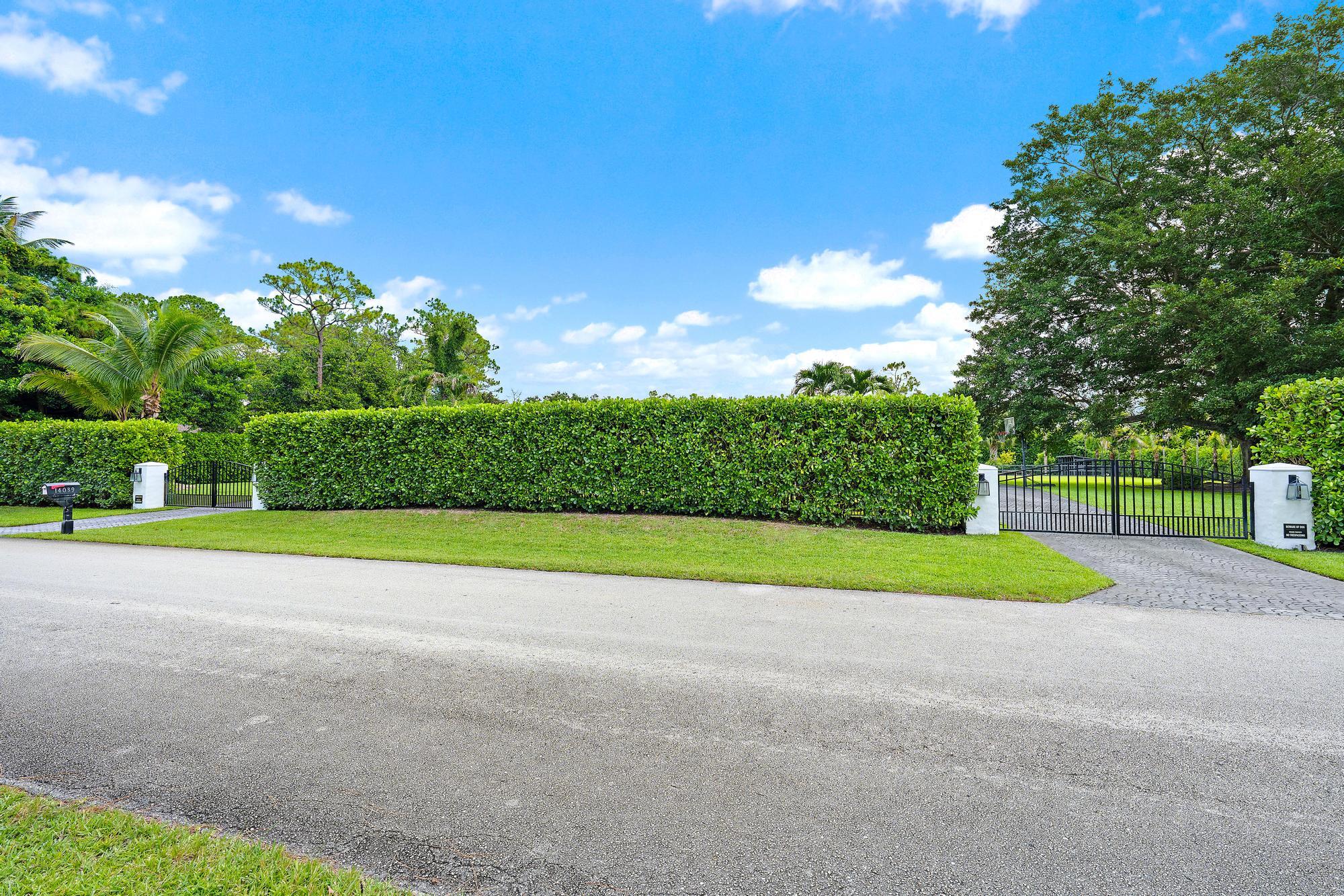 PADDOCK PARK 1 OF WELLINGTON - Residential