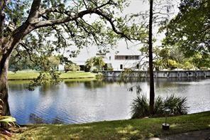 LAKES OF NEWPORT I CONDO - Residential