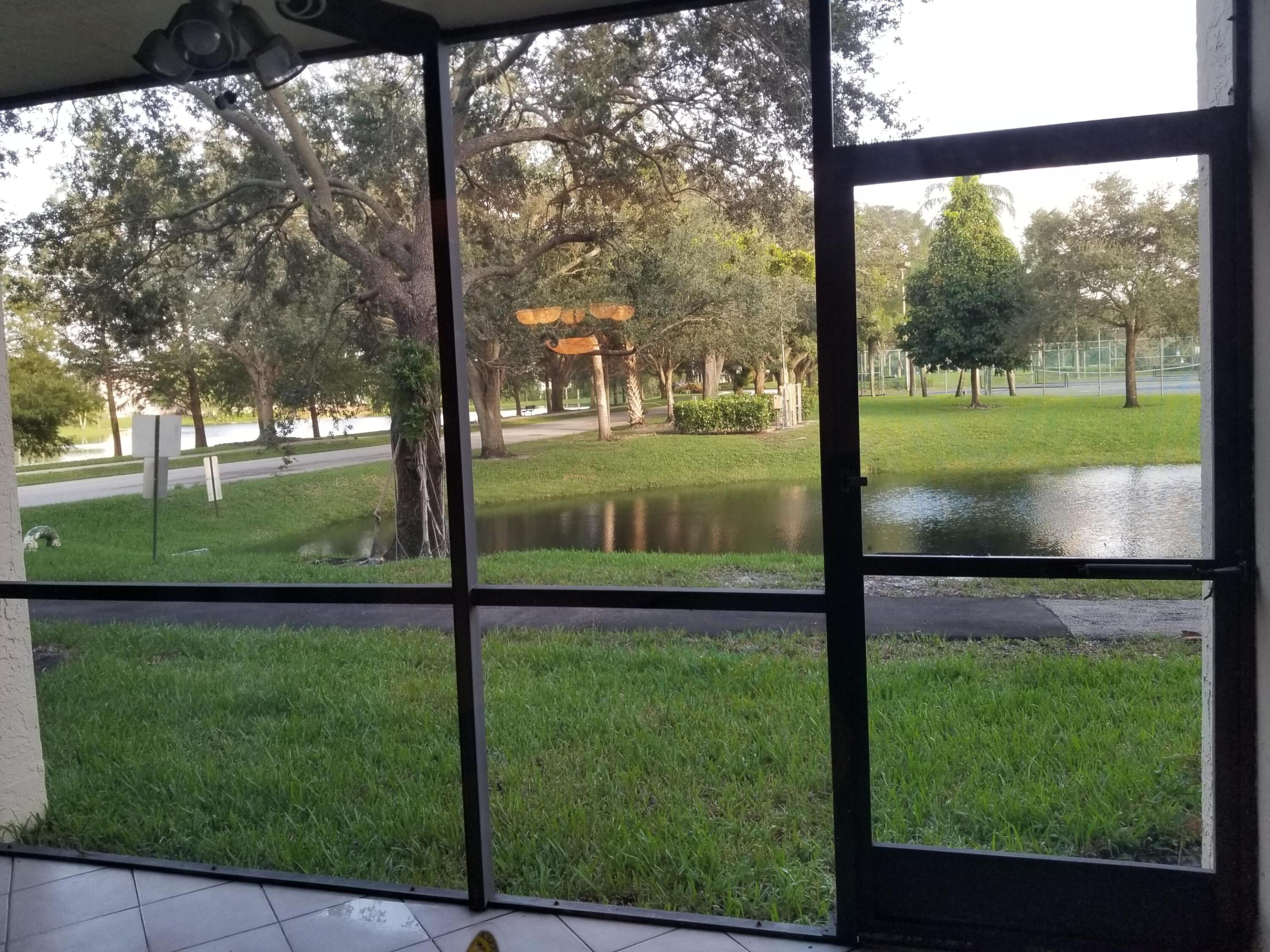 LAKES OF NEWPORT I CONDO - Residential
