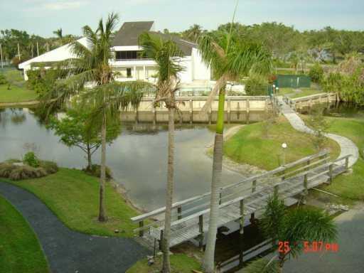 LAKES OF NEWPORT I CONDO - Residential