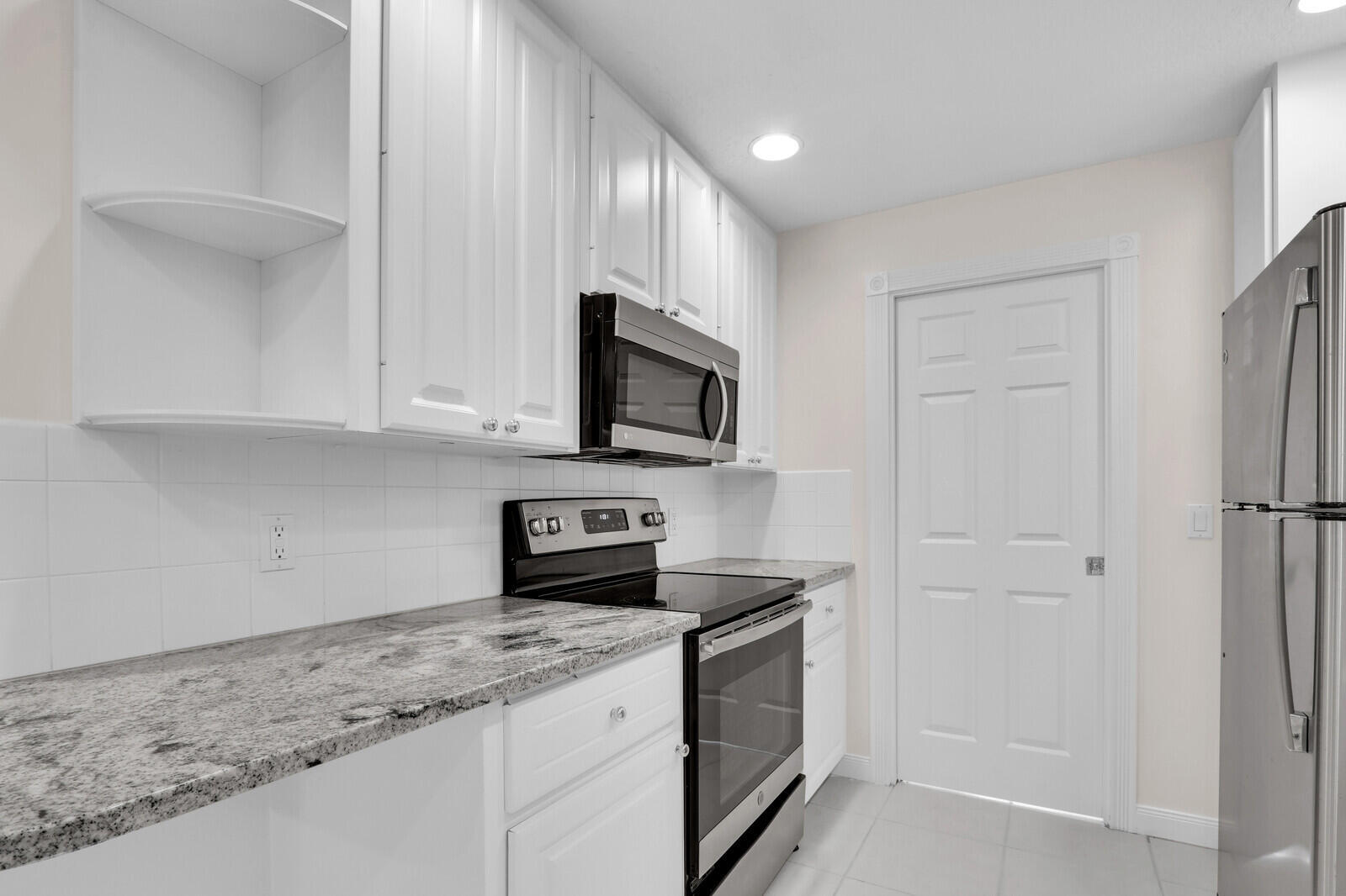 MARTINIQUE AT ABACOA 1 - Residential Lease