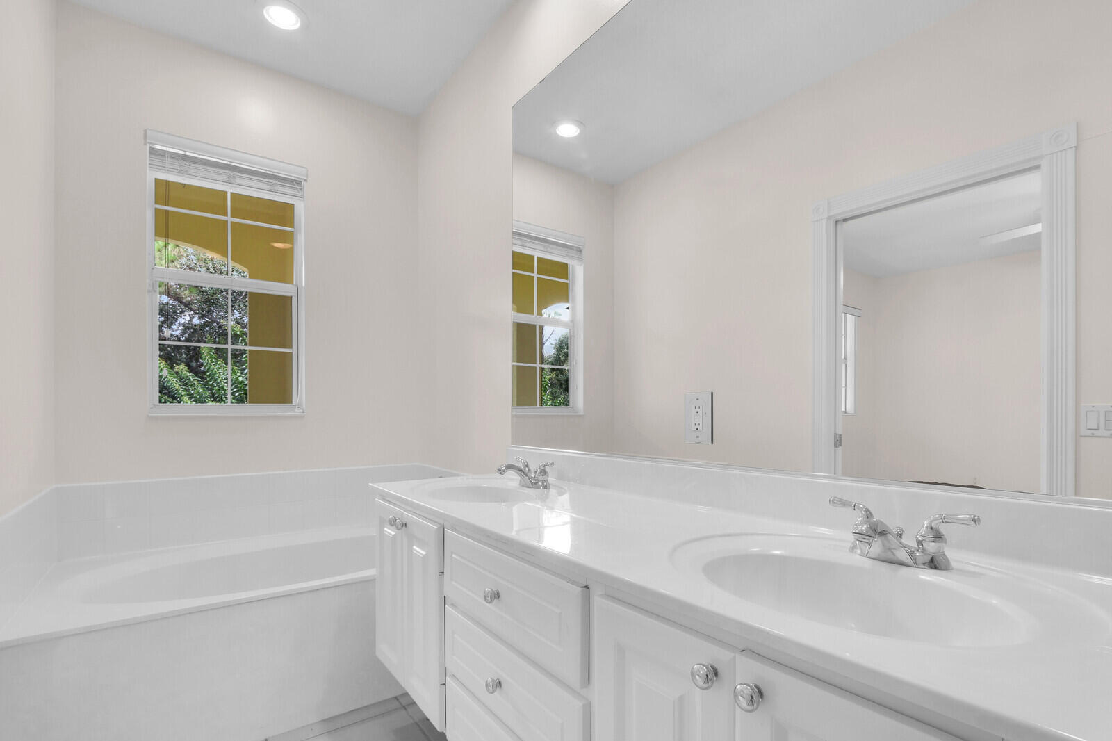 MARTINIQUE AT ABACOA 1 - Residential Lease