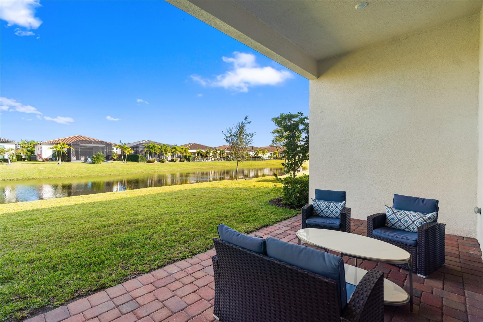 The Falls of Parkland - Residential