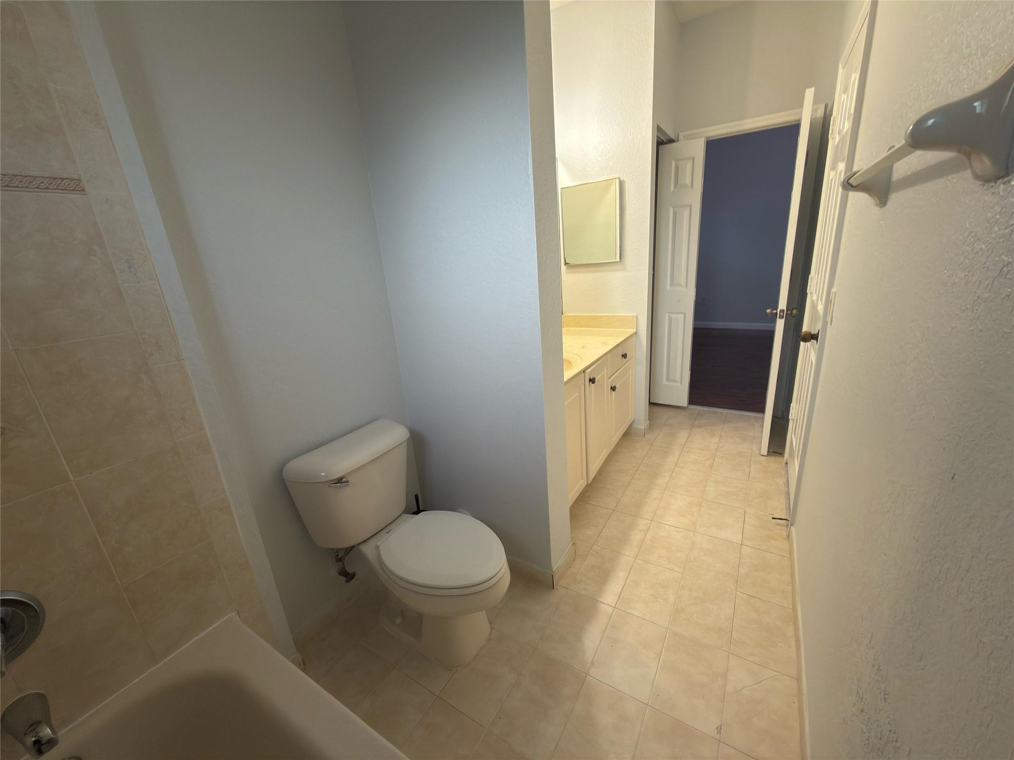 SANTA MONICA - Residential Lease