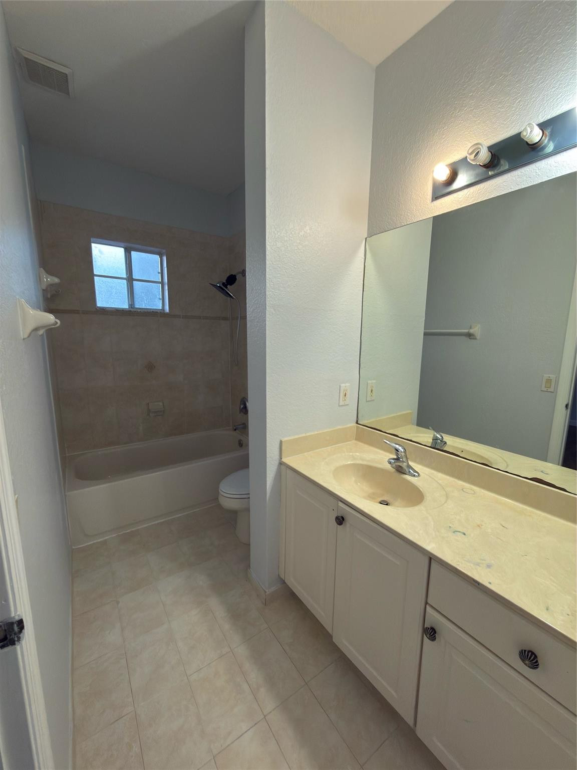 SANTA MONICA - Residential Lease
