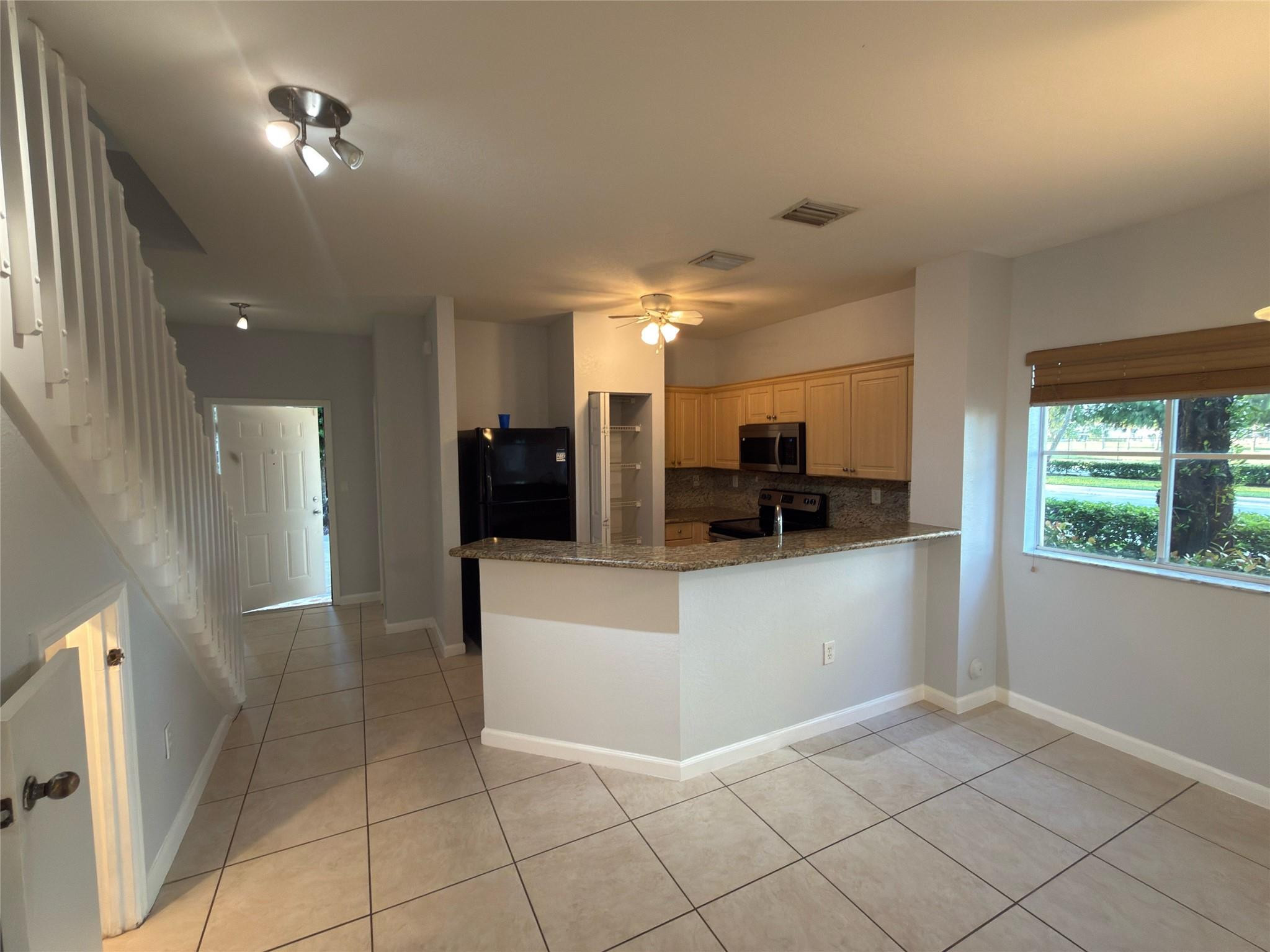 SANTA MONICA - Residential Lease