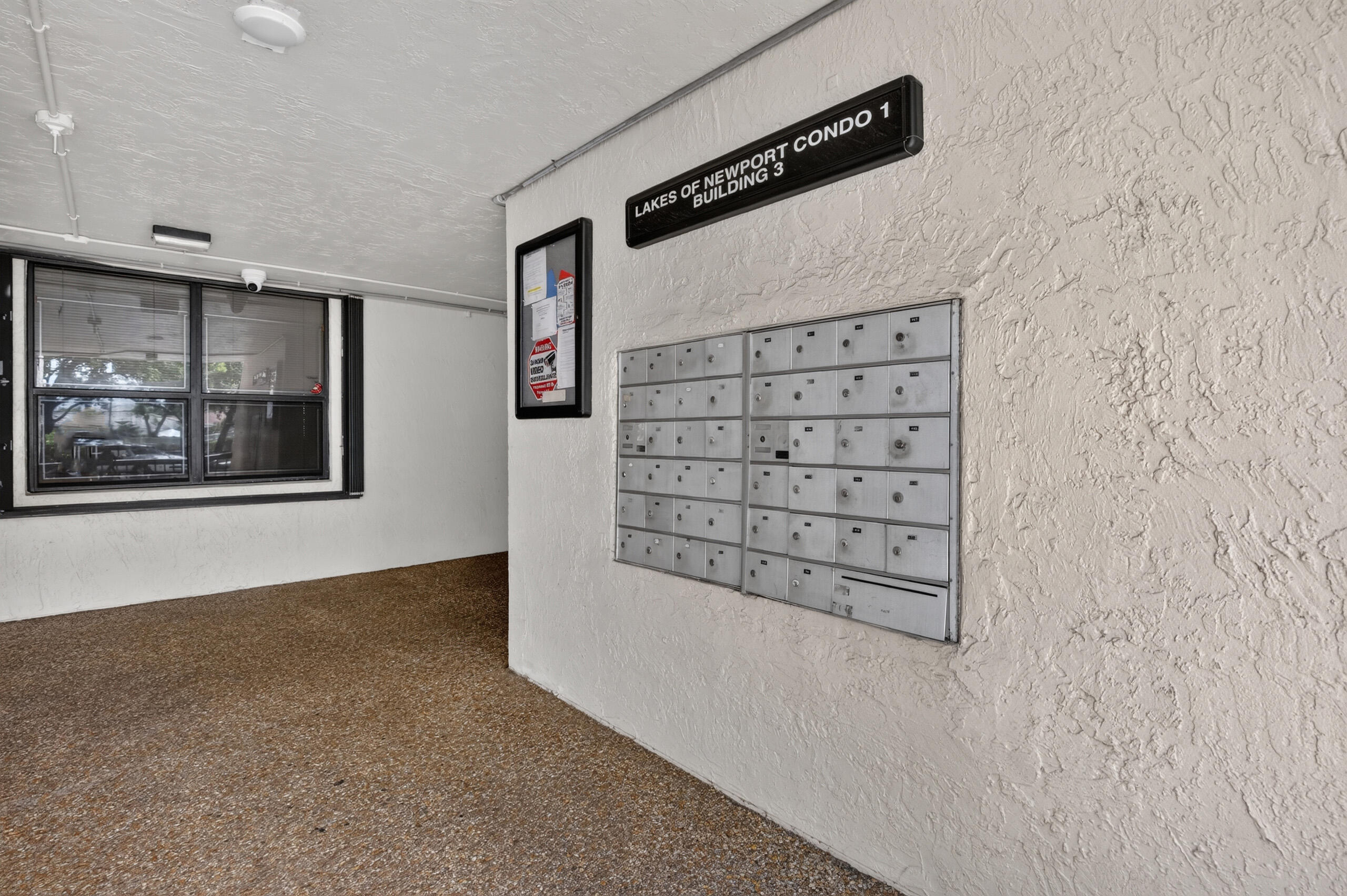LAKES OF NEWPORT I CONDO - Residential