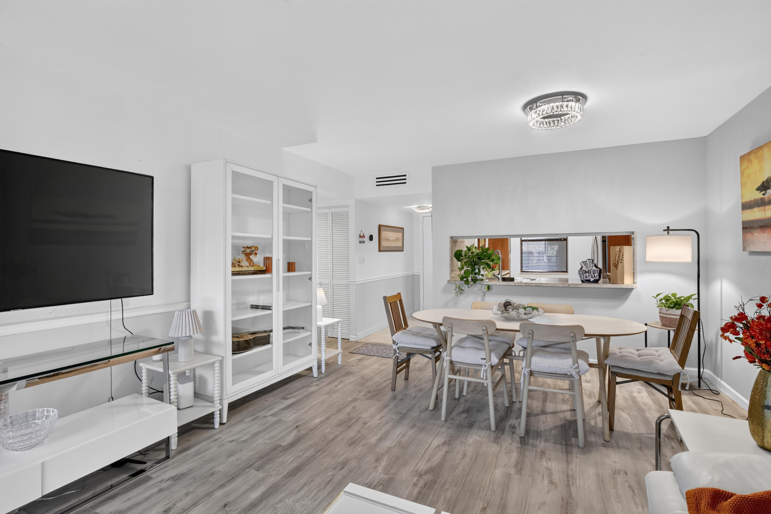 LAKES OF NEWPORT I CONDO - Residential