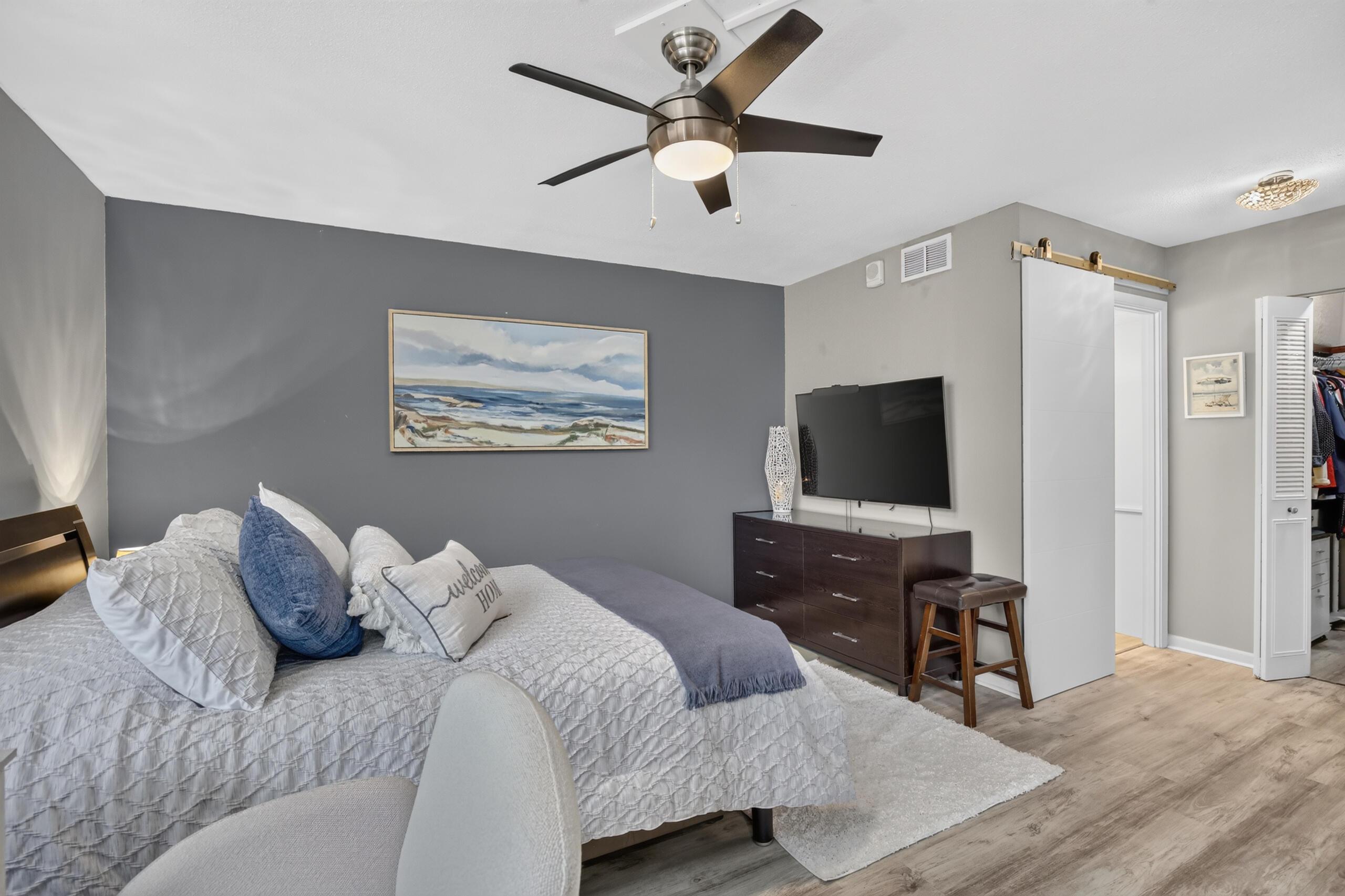 LAKES OF NEWPORT I CONDO - Residential