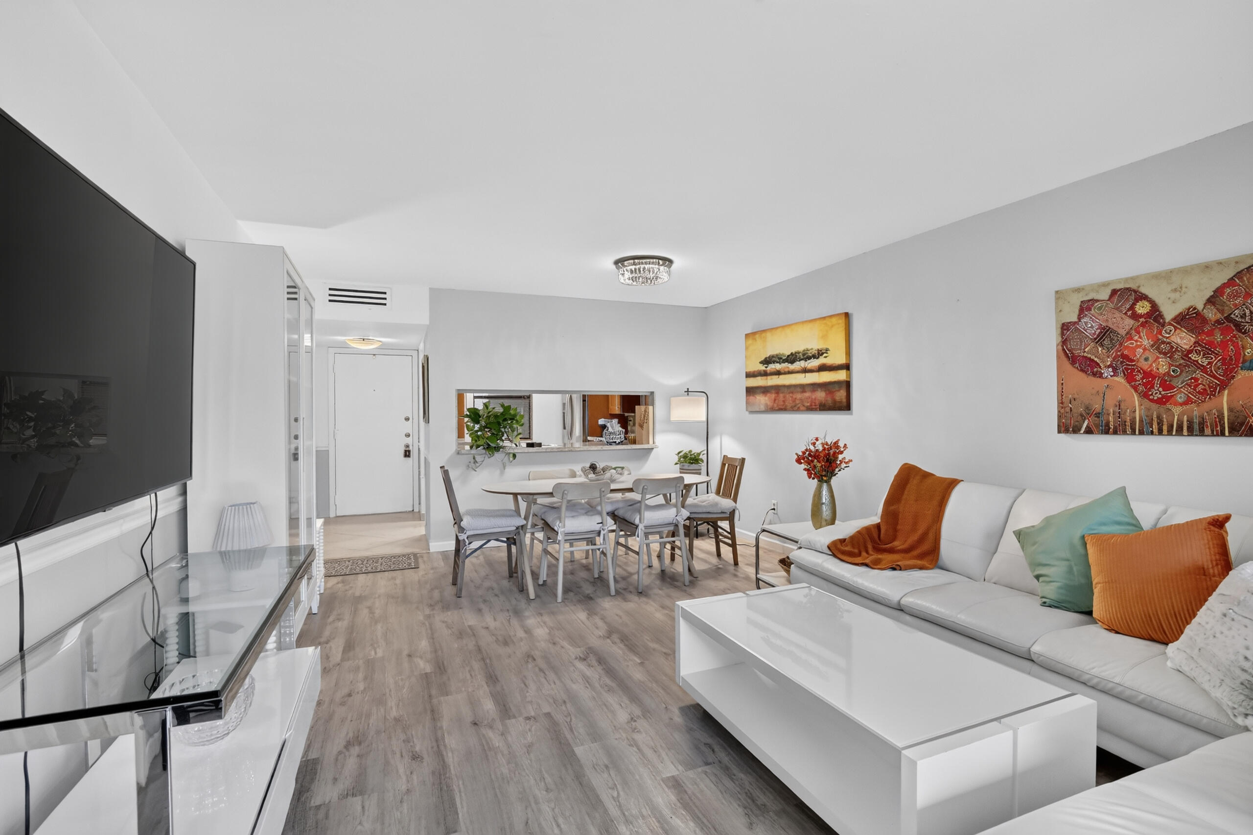 LAKES OF NEWPORT I CONDO - Residential