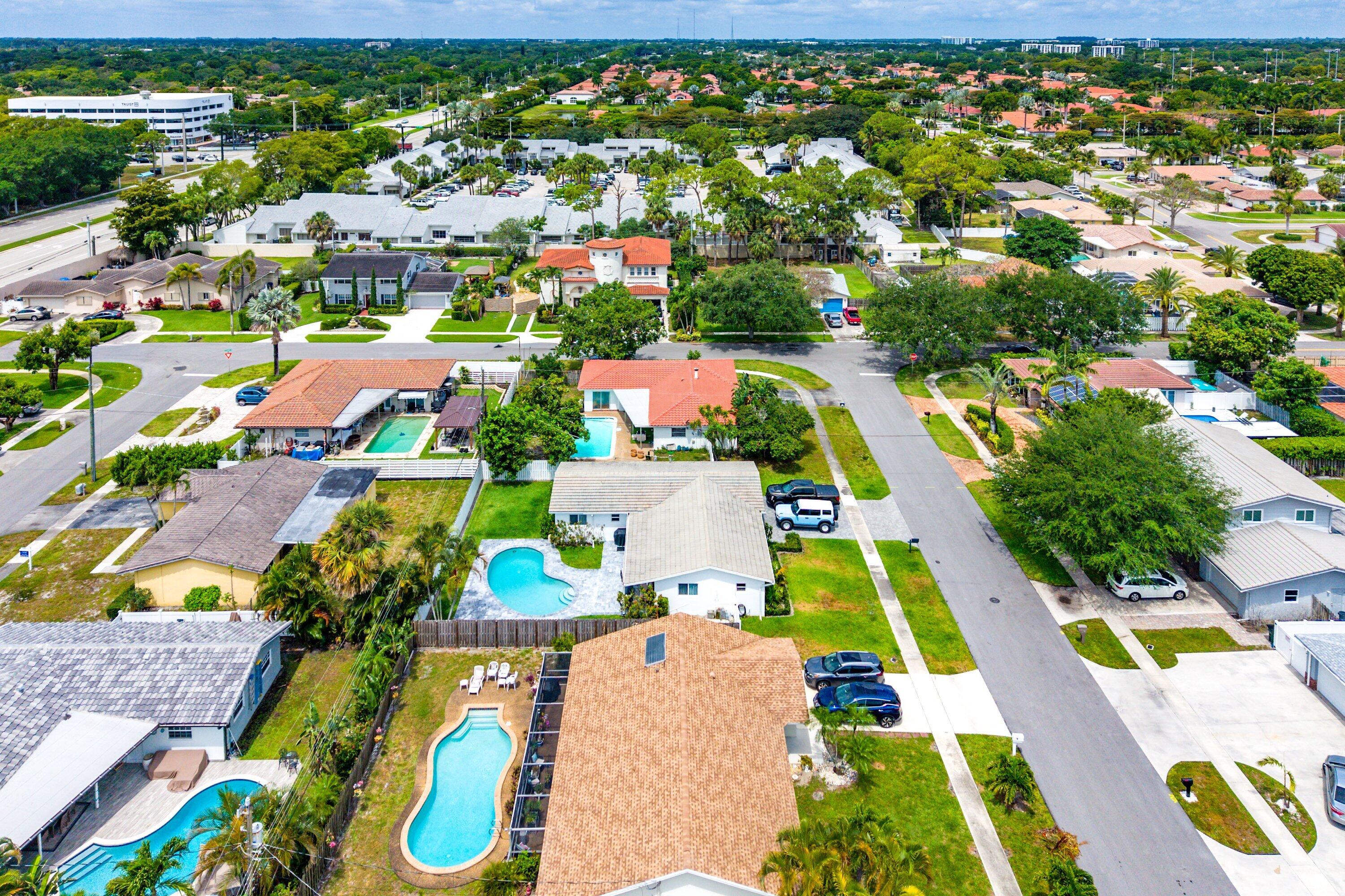 UNIVERSITY PARK COUNTRY CLUB ESTS IN - Residential Lease