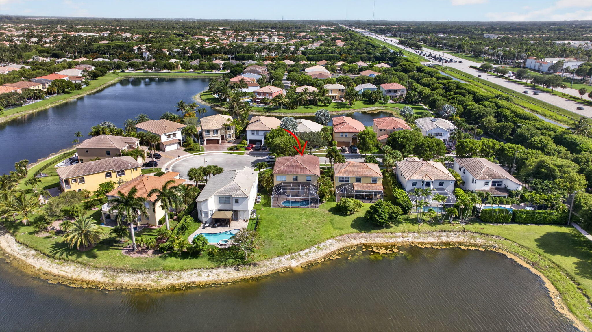 0lympia large Minto Vizcaya model w/Beautiful staircase! home located in a quiet street close to 441 entrances. Home situated on a huge lake near cul de sac location. All kitchen appliances are recently renewed. Wood flooring for all second floor & stairs. 5BR/2.5BA 2 car garage w/private pool, screened patio overlook lake on the back yard. Olympia is well known for its resort lifestyle w/ A rated schools within 5 minutes. cross street shopping mall/whole food market/trade joe/hospital/ 15 minutes to airport 20 minutes to Plam Beach!
