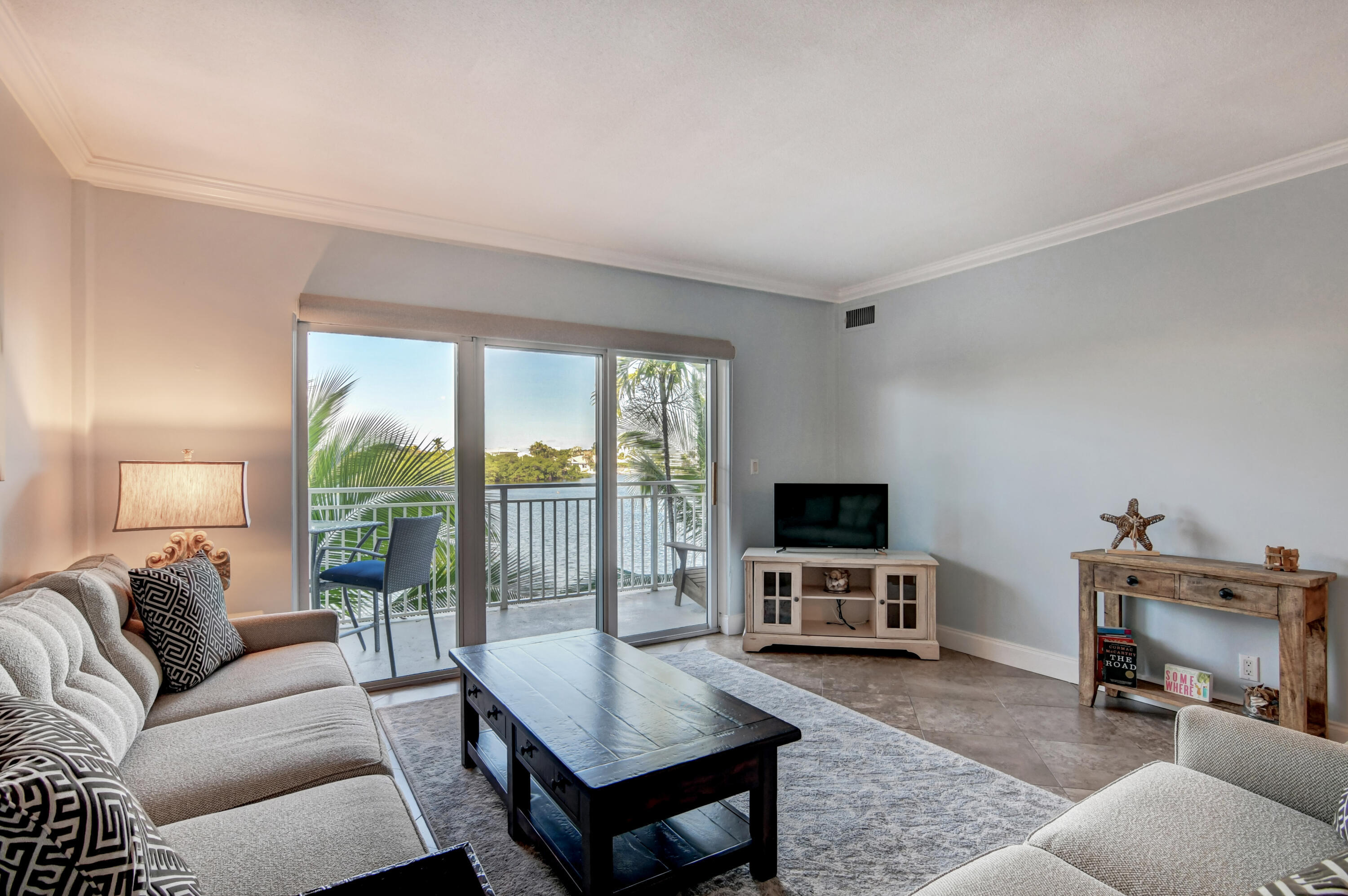 OCEAN PARK MANOR - Residential Lease