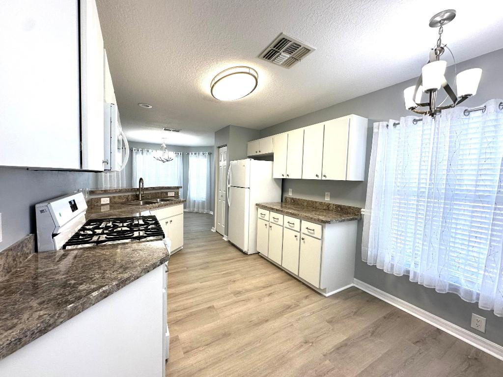 ON TOP OF THE WORLD - PHASE 1-A; PROVIDENCE - Residential