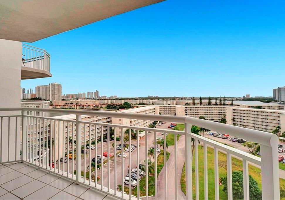 DEL PRADO MARINA - Residential