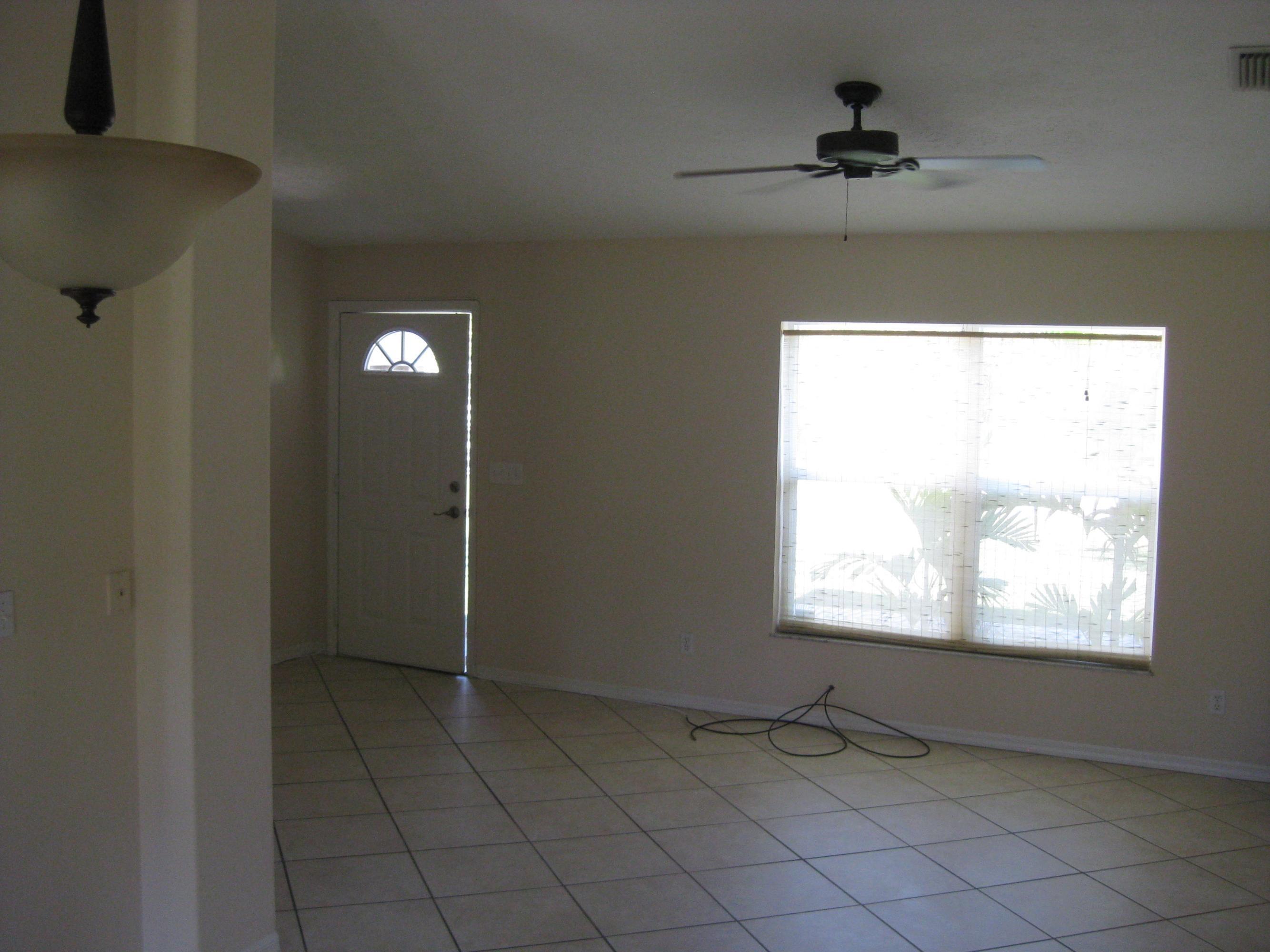 PORT ST LUCIE SECTION 47 - Residential Lease