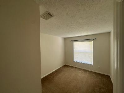 PORT ST LUCIE SECTION 47 - Residential Lease