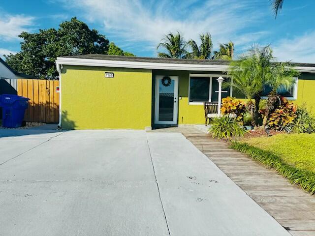 HERITAGE HOMES - Residential