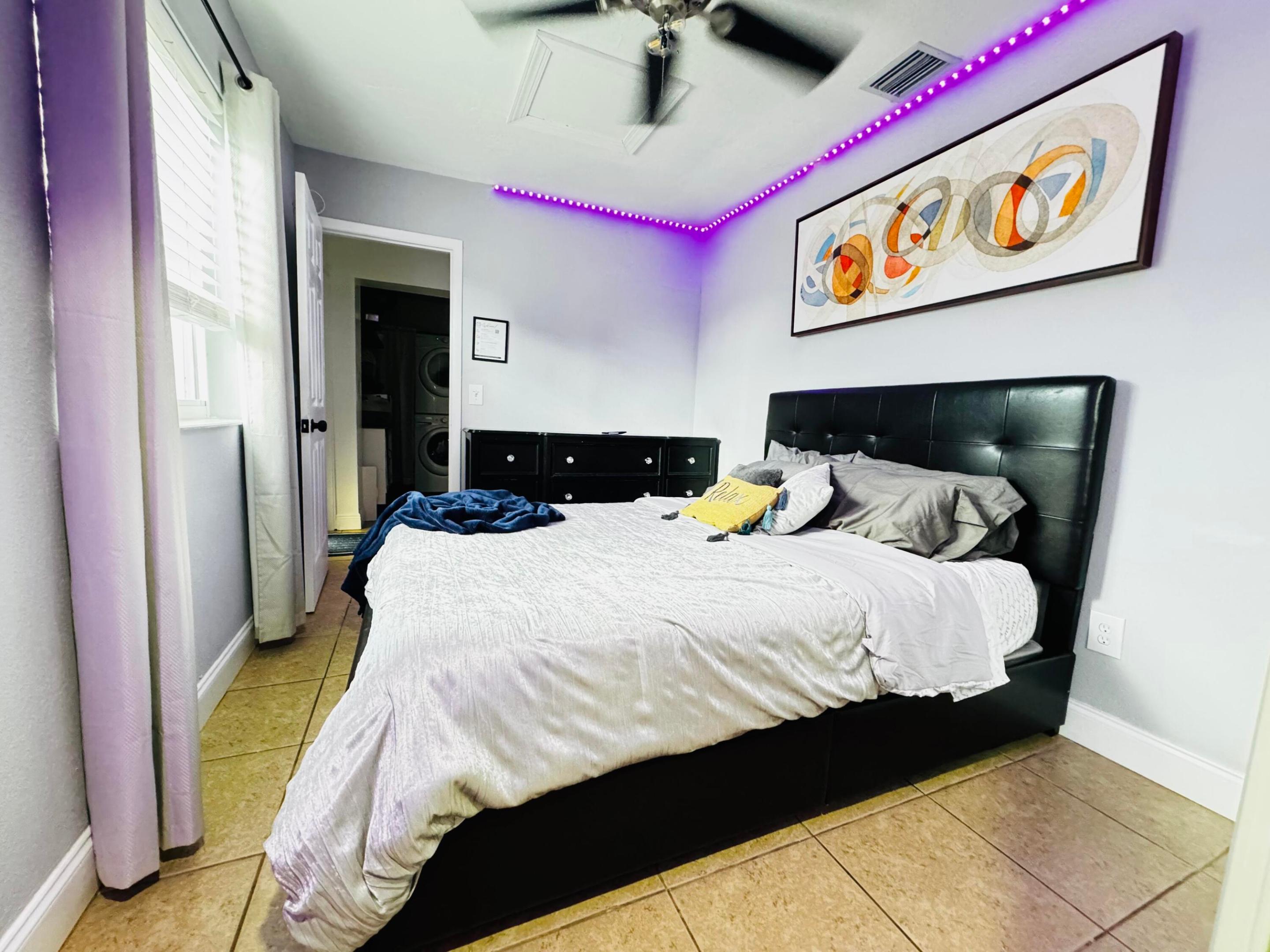 HERITAGE HOMES - Residential