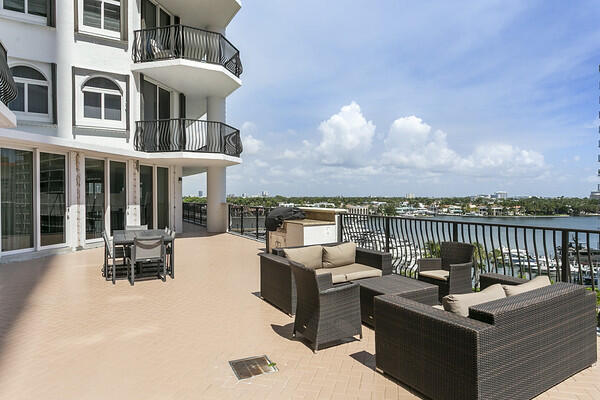 JACKSON TOWER LAS OLAS CONDO - Residential