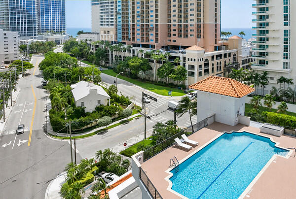 JACKSON TOWER LAS OLAS CONDO - Residential
