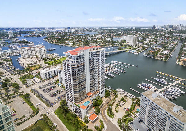 JACKSON TOWER LAS OLAS CONDO - Residential