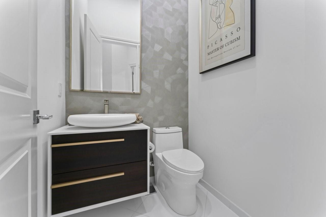 ROYAL PALM POLO PLAT - Residential Lease