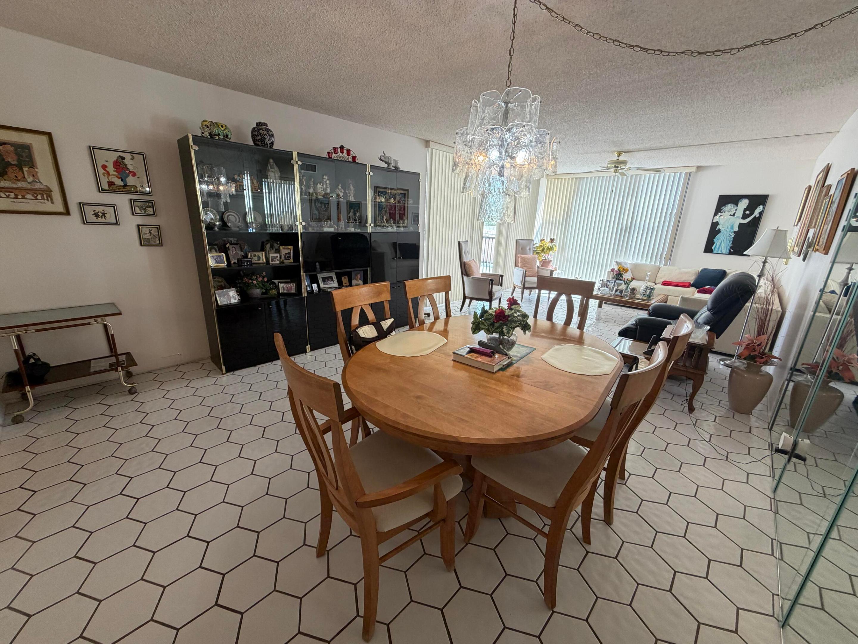 CORONADO CONDO- TOWER II - Residential