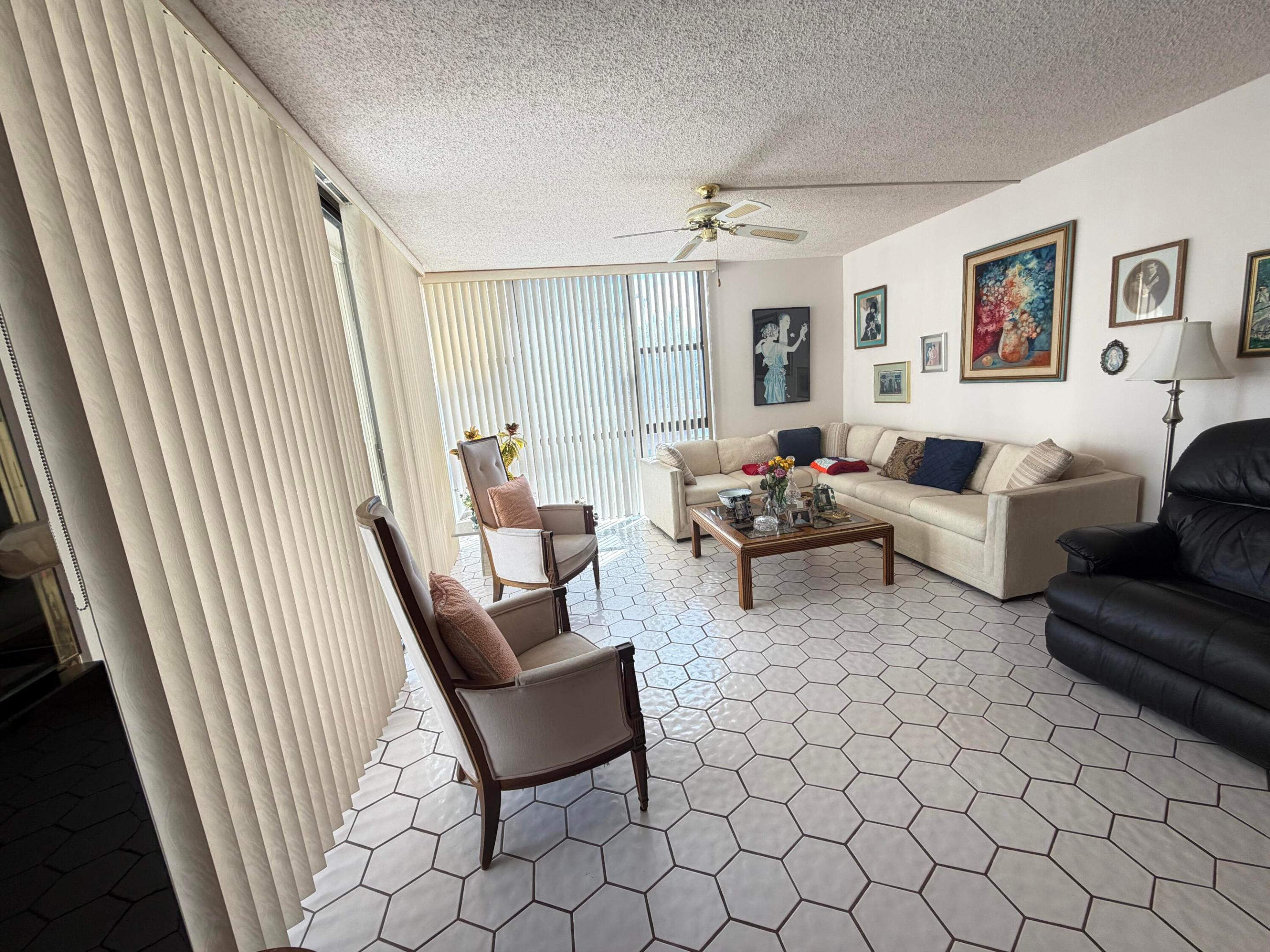 CORONADO CONDO- TOWER II - Residential