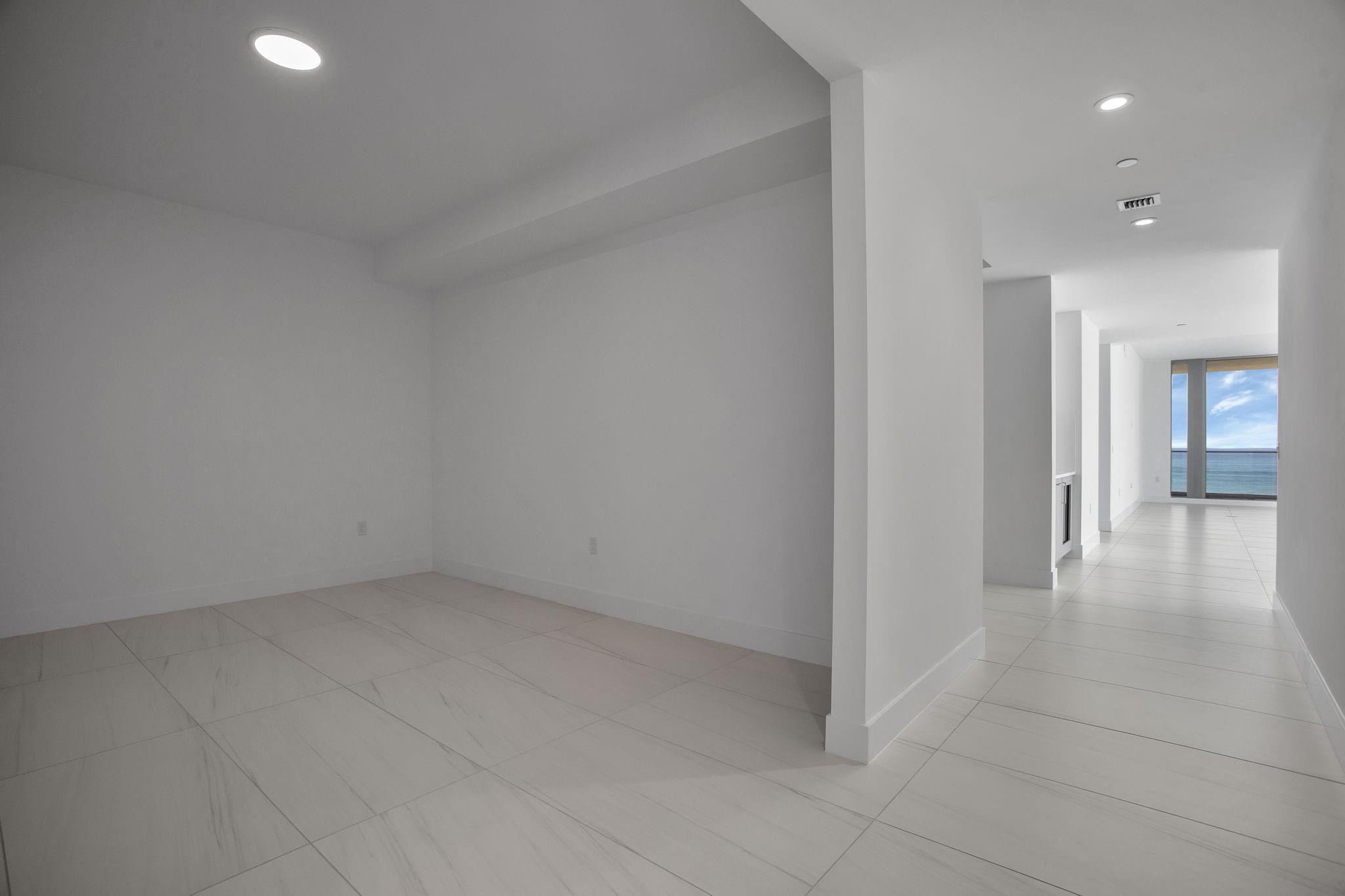 Selene Oceanfront Residen - Residential
