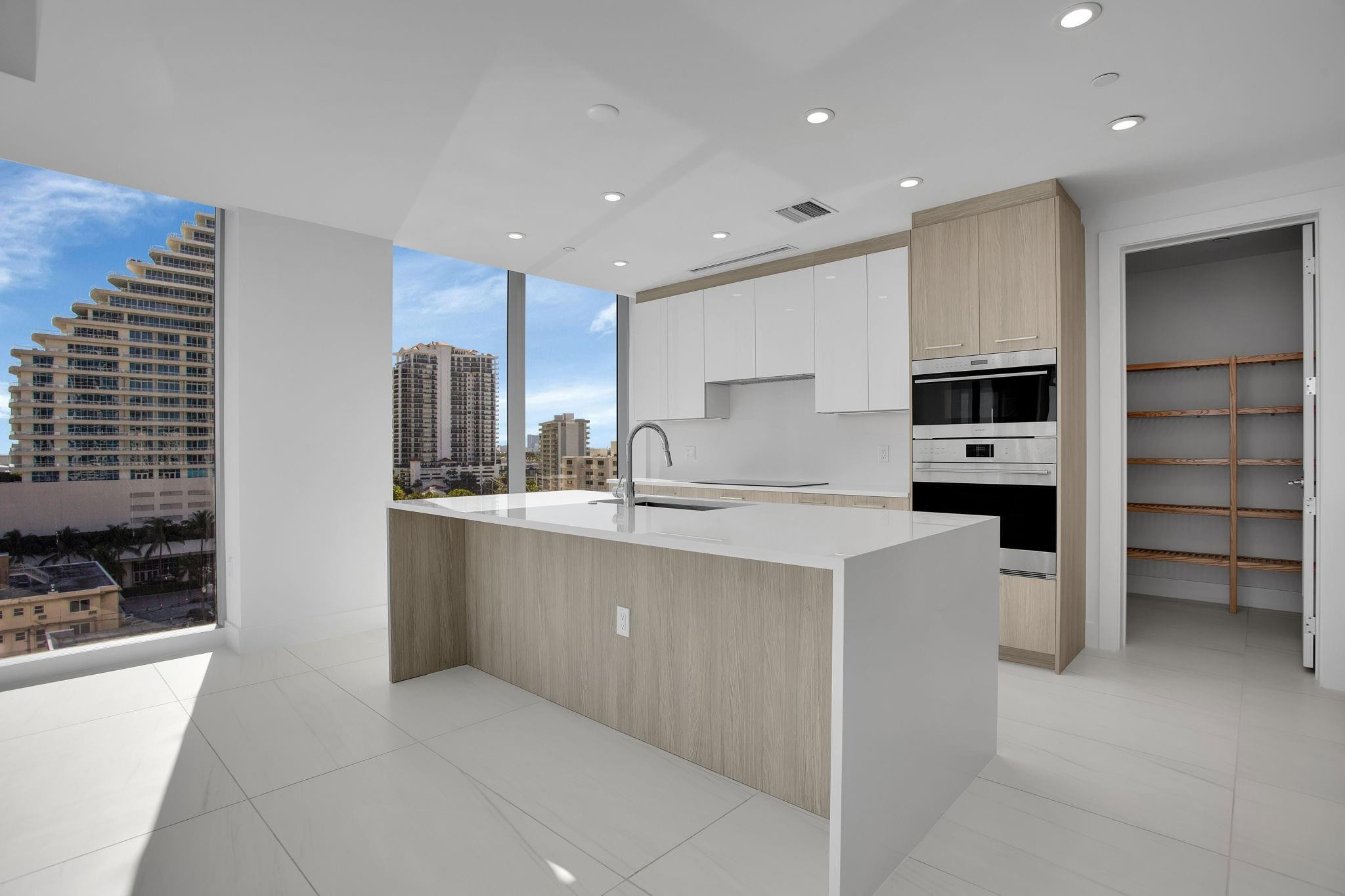 Selene Oceanfront Residen - Residential