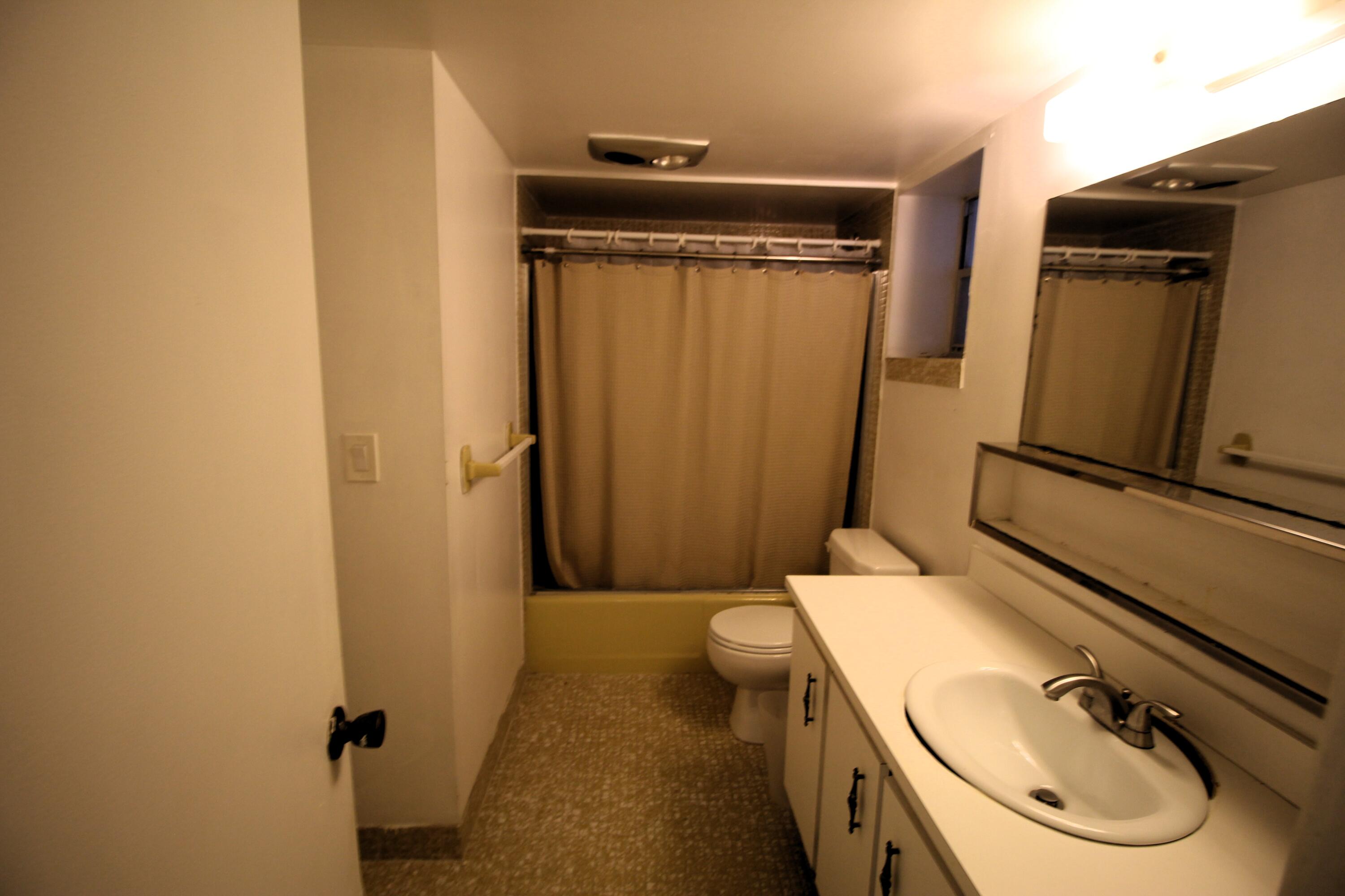 HOLIDAY SPRINGS VILLAGE 2 CONDO - Residential