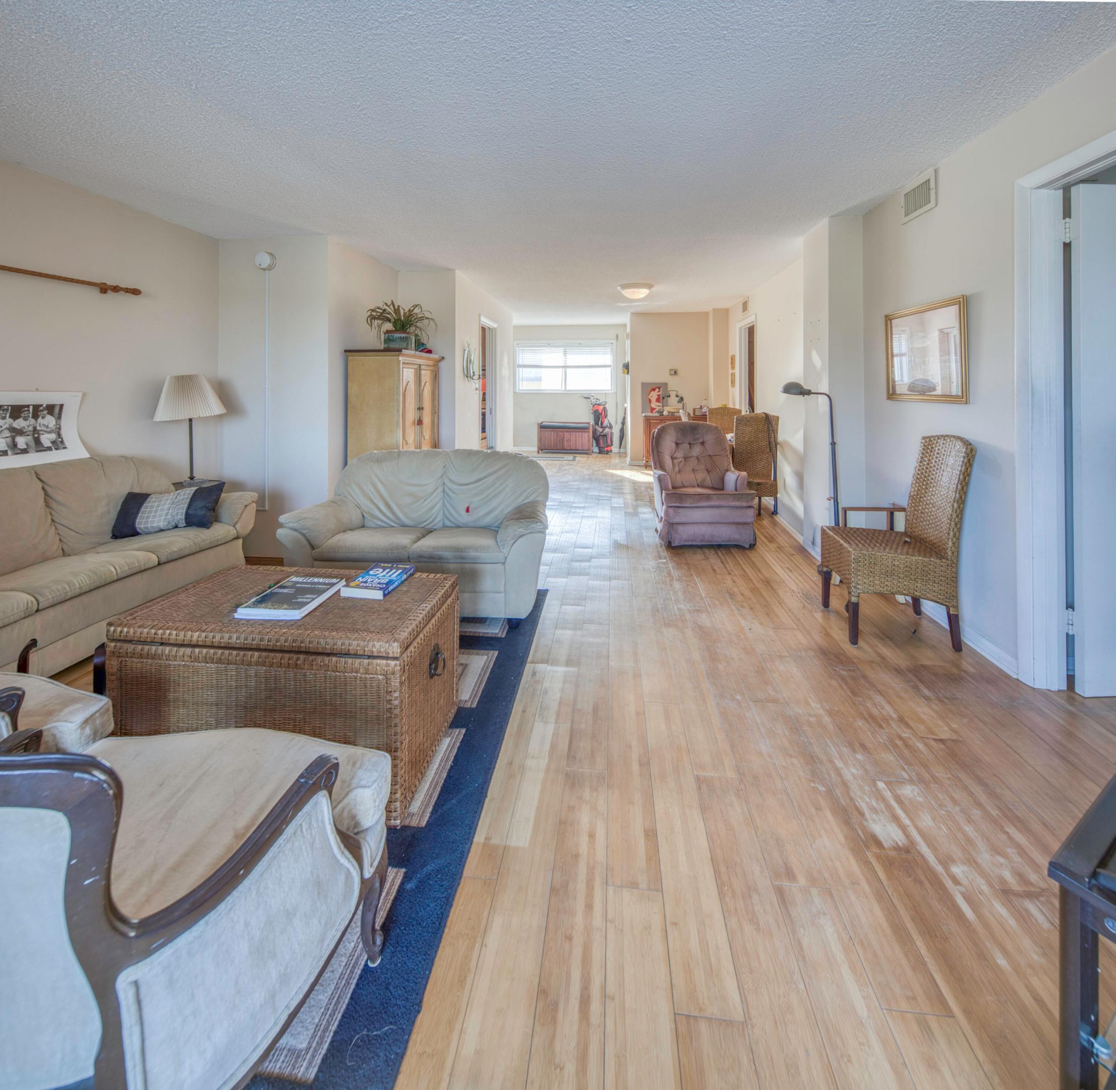 FLEUR DE LIS CONDO - Residential