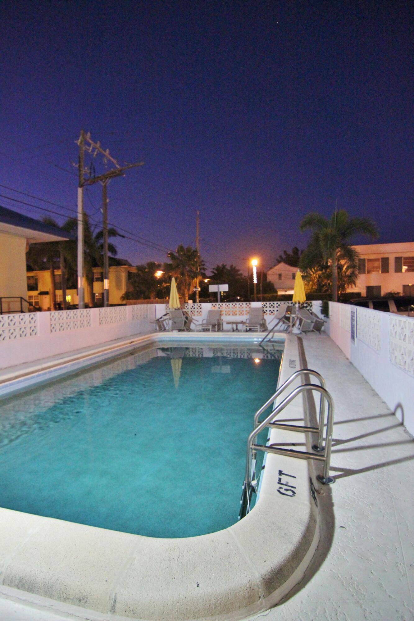 FLEUR DE LIS CONDO - Residential