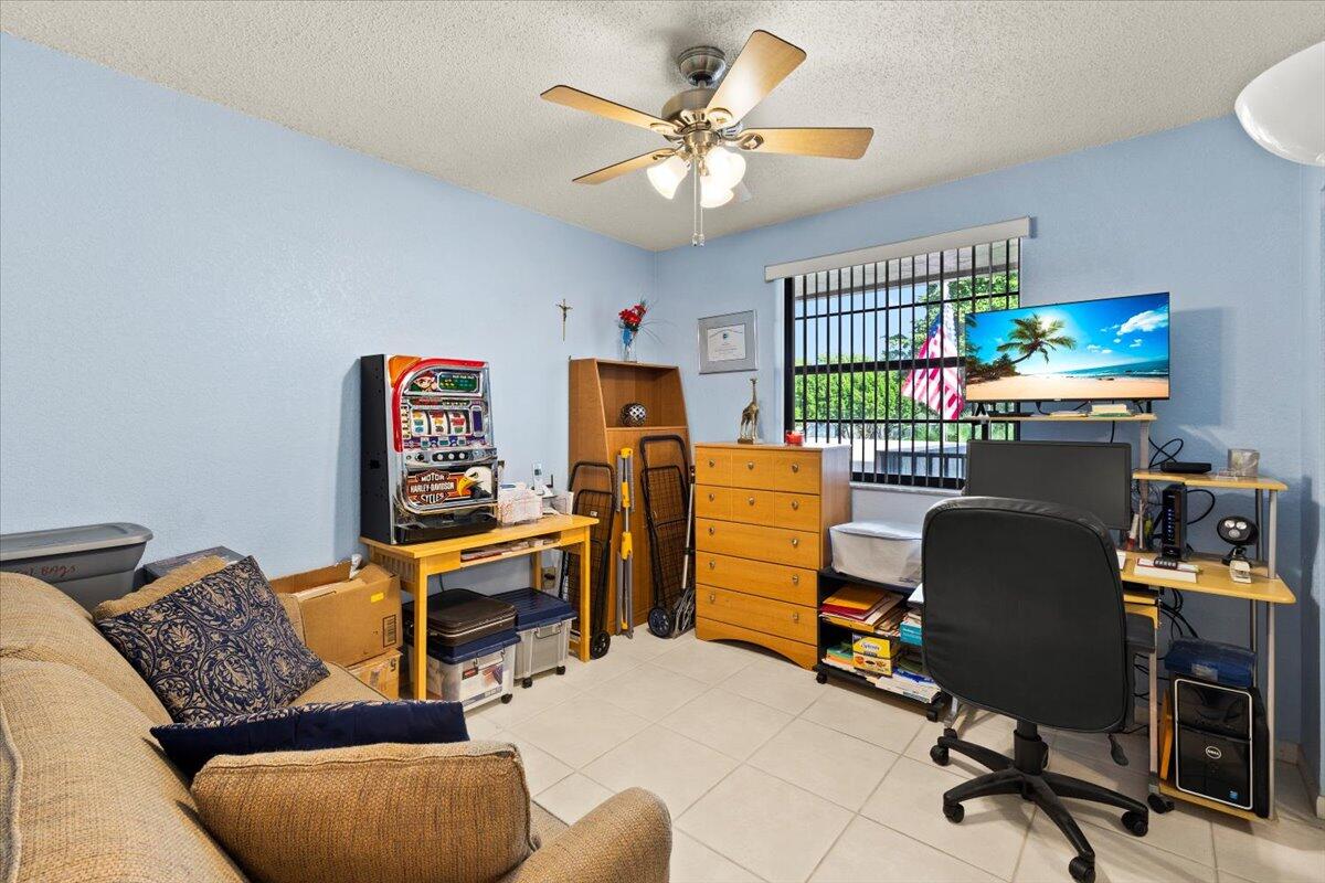 Tamarac Gardens - Residential