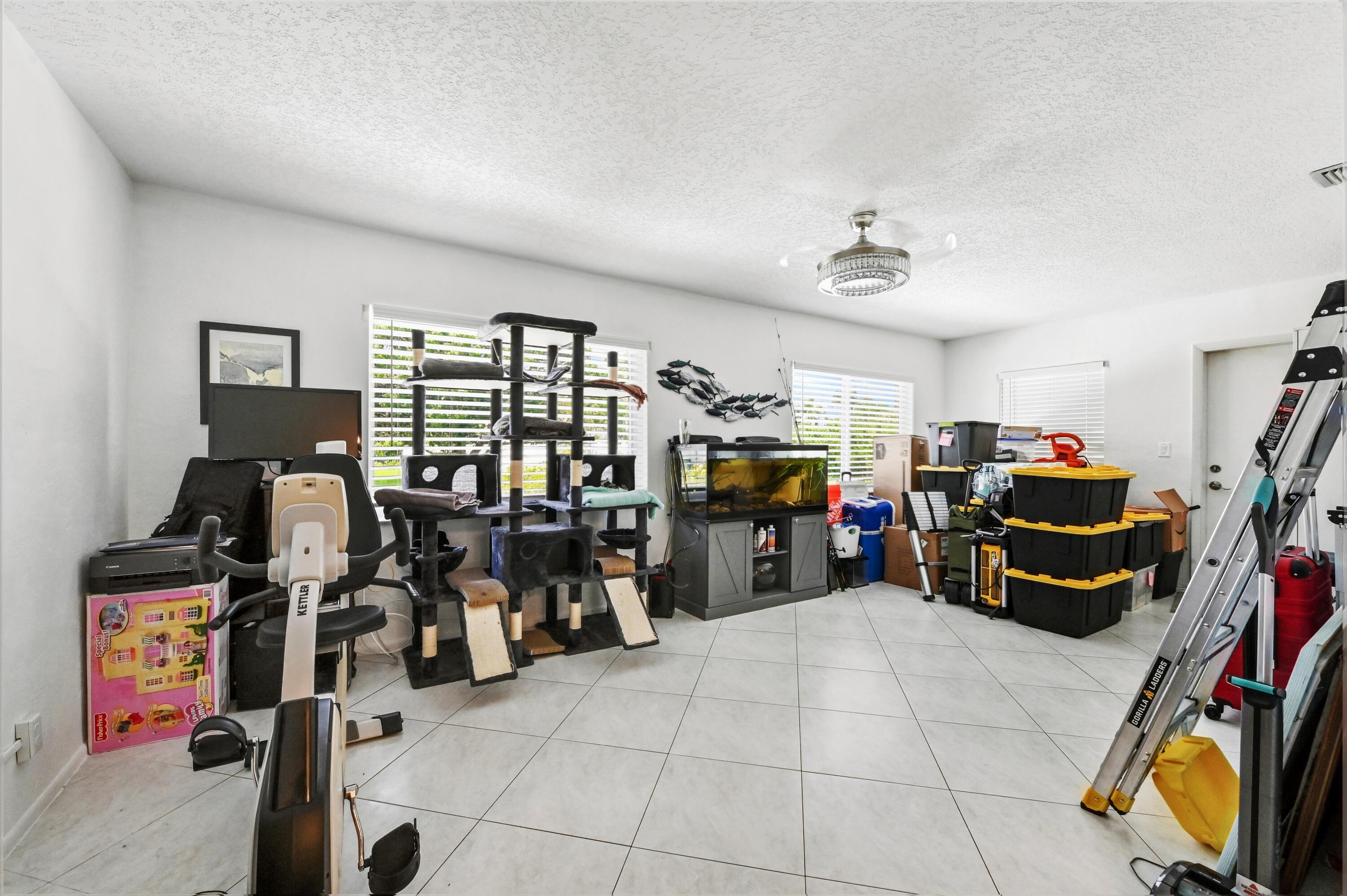 WESTWOOD - Residential